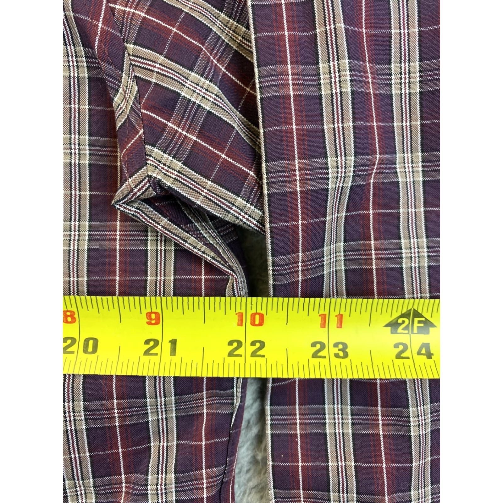 Eddie Bauer Eddie Bauer Button-Down Shirt Men LT Tall Plaid Maroon Long Sleeve 82-36 Size L TALL Mens Size US L / EU 52-54 / 3 - 7 Thumbnail