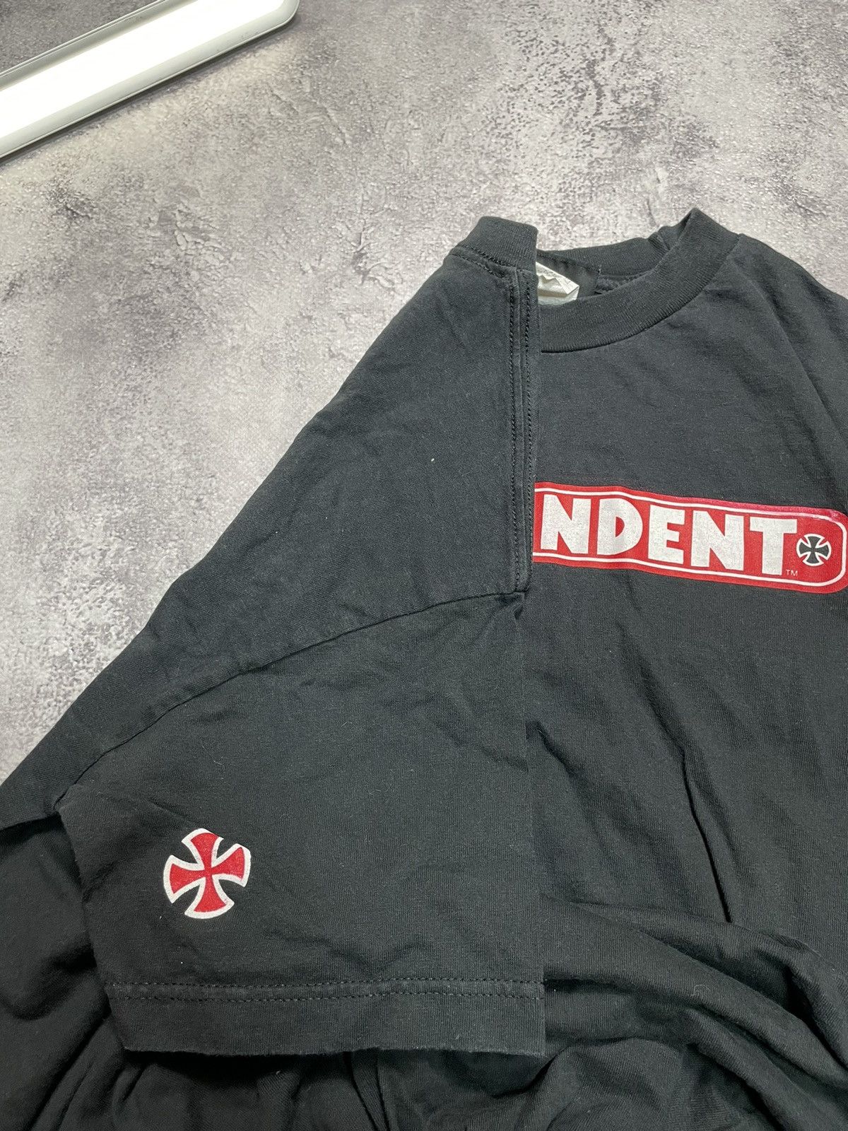 Independent Truck Co. Vtg 90s Independent Truck Co Skate Trucks Tee L Size US L / EU 52-54 / 3 - 4 Thumbnail