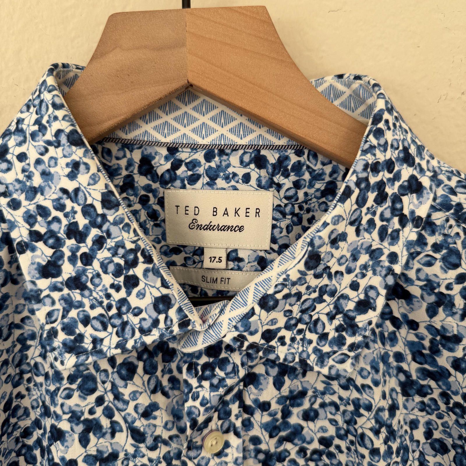 Ted Baker Ted Baker Shirt Men's 17.5 Blue Slim Fit Floral 100% Cotton Size US XL / EU 56 / 4 - 2 Thumbnail