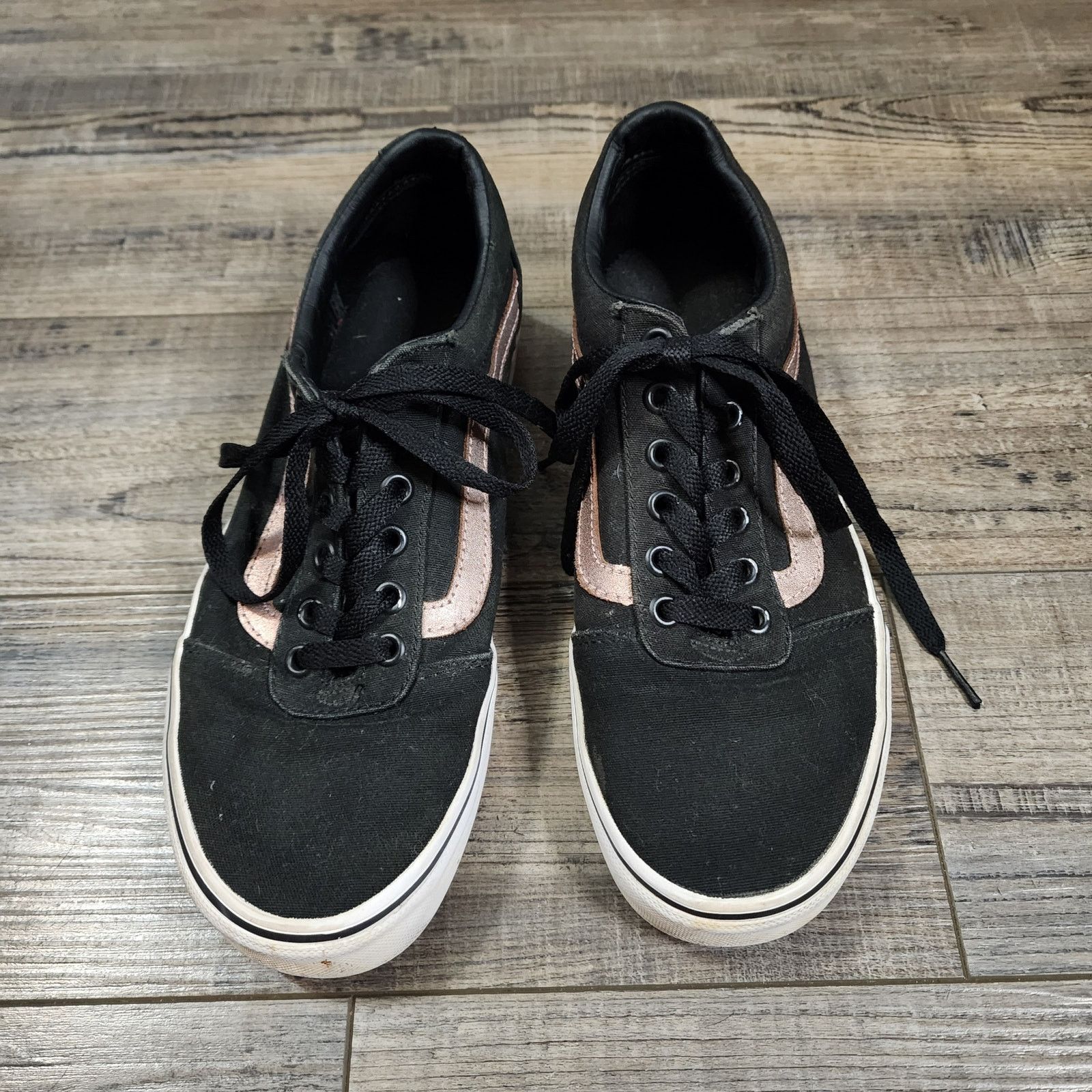 Vans Vans sneakers shoes black with rose gold metallic W sz 8 b39 Size US 8 / IT 38 - 3 Thumbnail