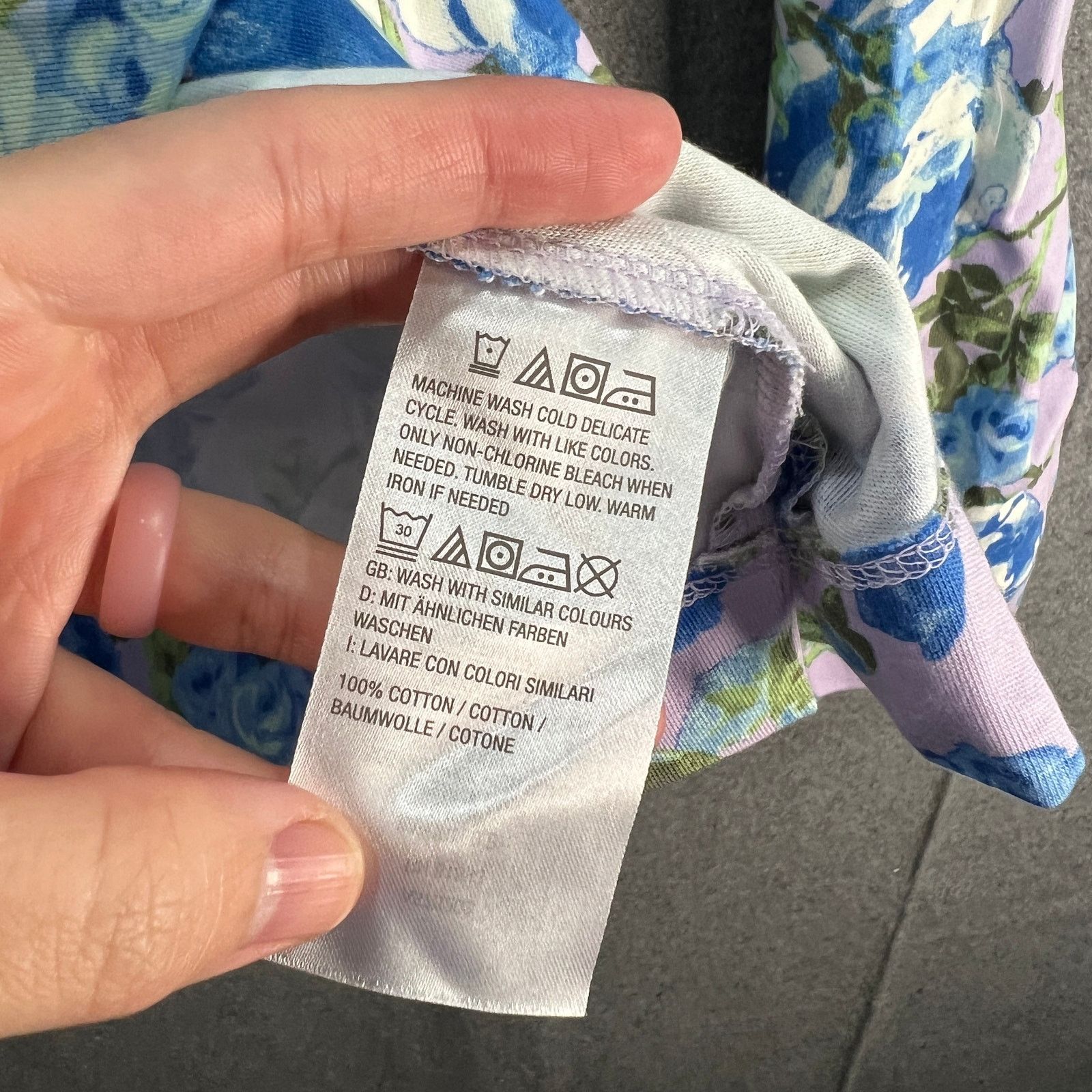 Isaac Mizrahi Isaac Mizrahi LIVE! Essentials Button Front Cardigan Size XL / US 12-14 / IT 48-50 - 9 Thumbnail
