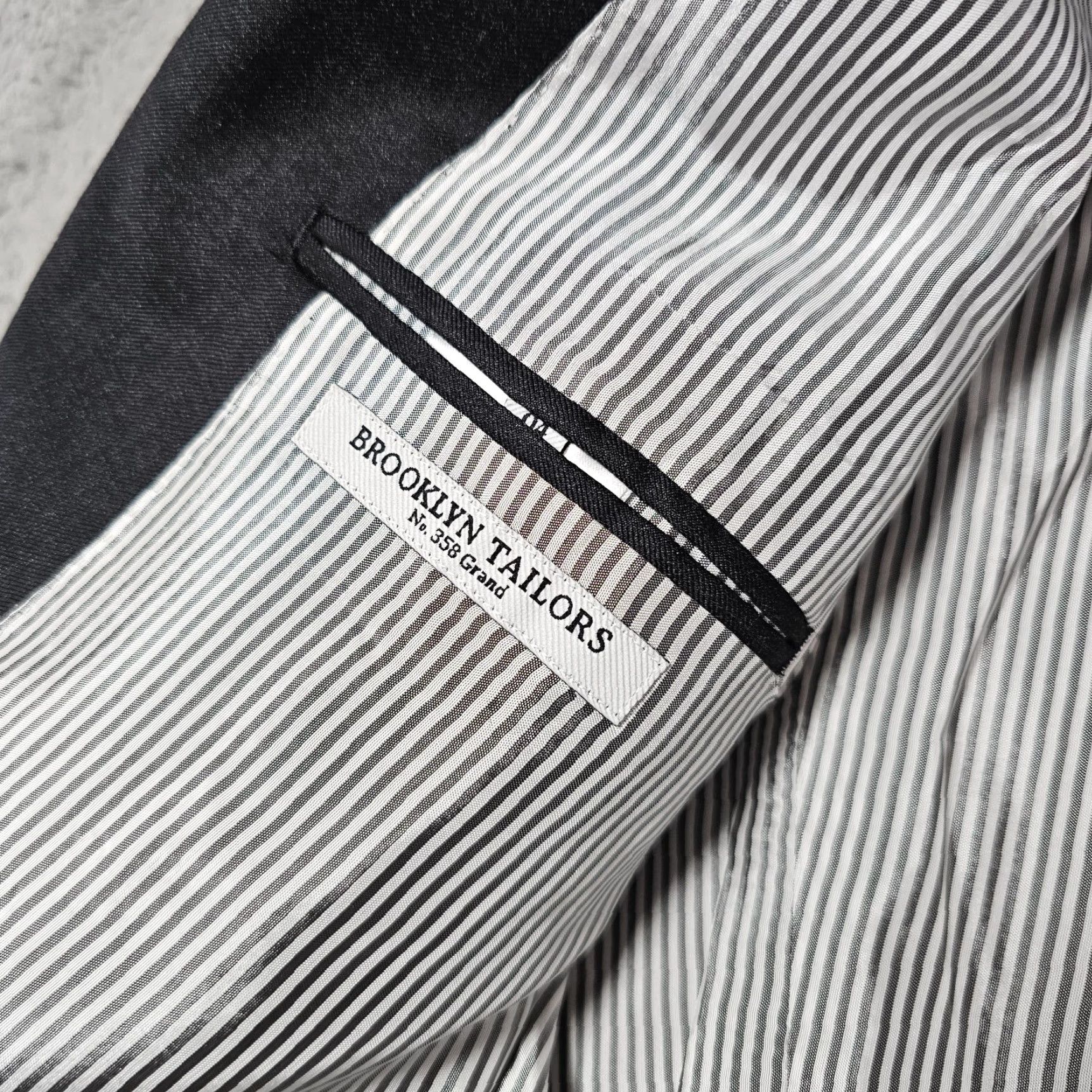 Brooklyn Tailors Brooklyn Tailors Blazer Womens Size 4 Grey Wool Full Canvas 2 Button Suit Jacket Size L / US 10 / IT 46 - 6 Thumbnail
