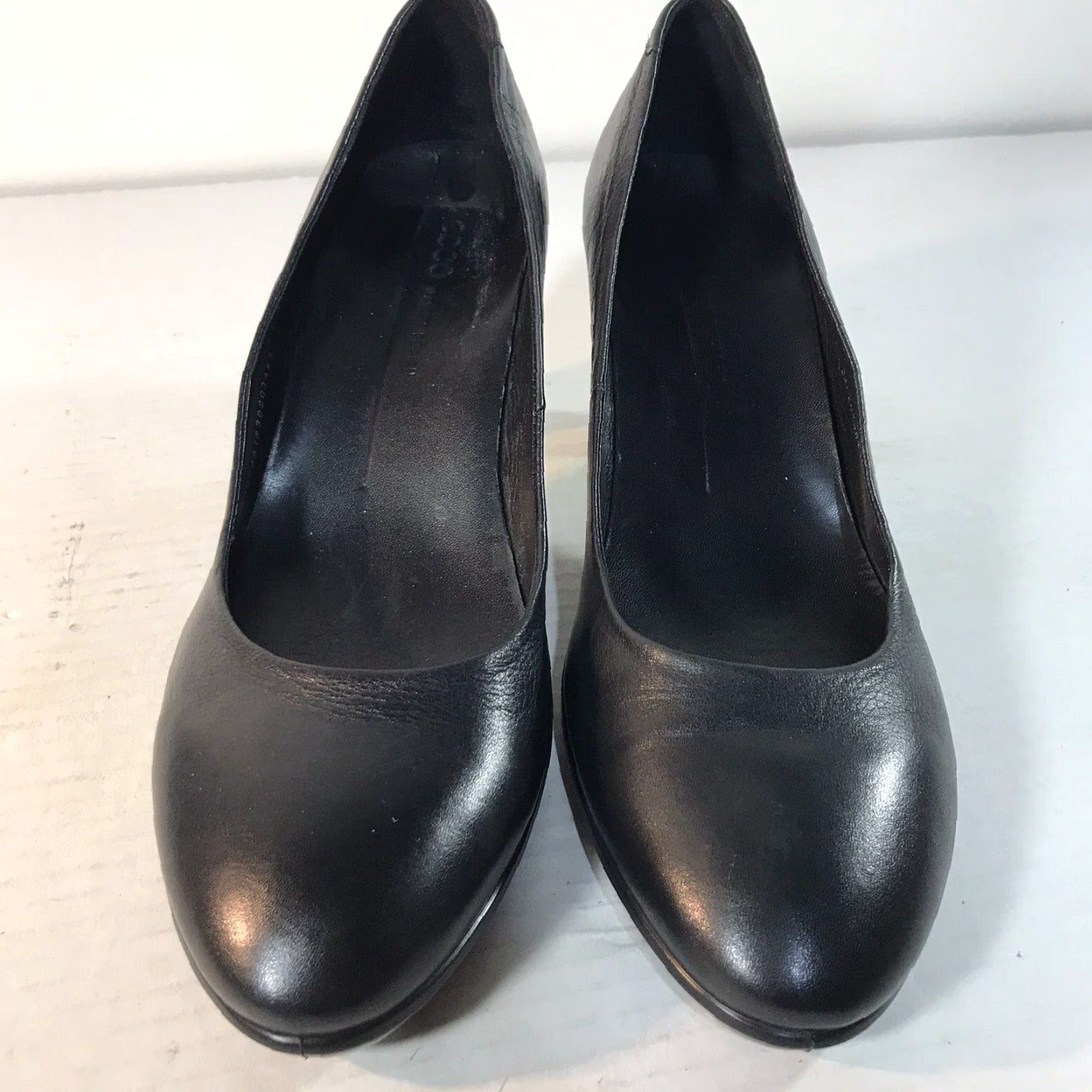 Ecco ECCO Black Leather Block Heels Women Size 7 High Heel Comfort Casual Size US 7 / IT 37 - 2 Thumbnail