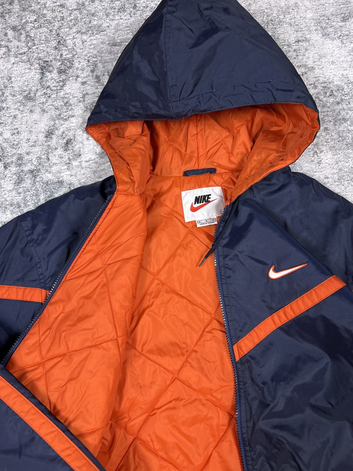 Nike × Vintage Vintage 90s Nike Quilt Lined Medium Weight Track Jacket M Size US M / EU 48-50 / 2 - 4 Thumbnail