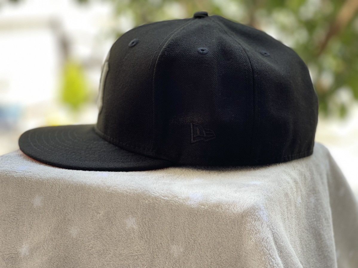 New Era Yankees Fitted hat 7 3/4 Size ONE SIZE - 3 Thumbnail