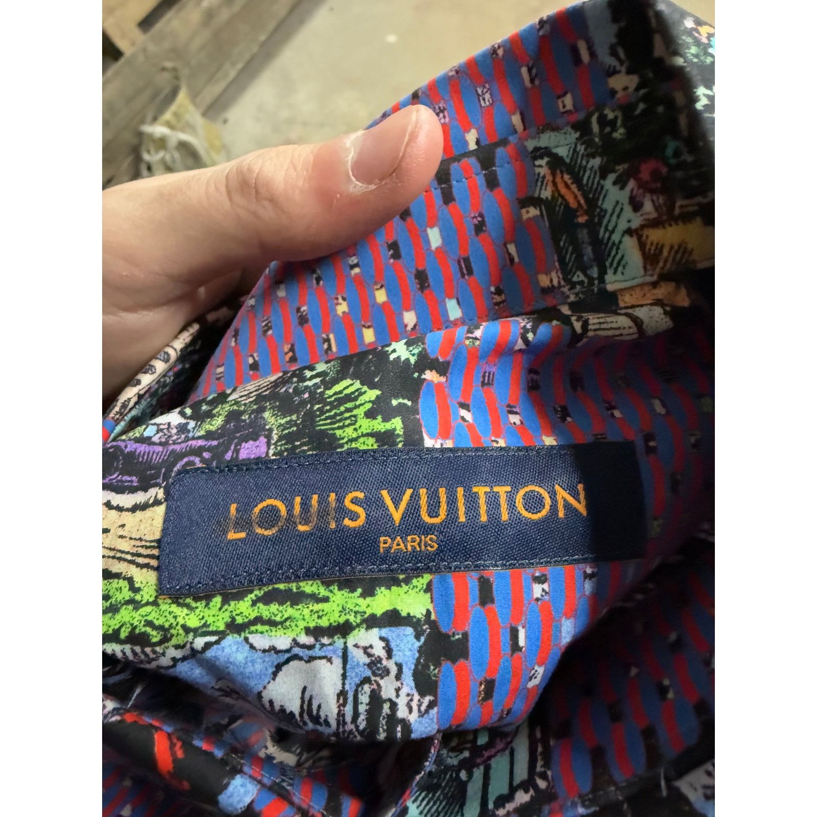 Louis Vuitton LV Button Up Red Blue Damier Used Medium Size US M / EU 48-50 / 2 - 4 Thumbnail