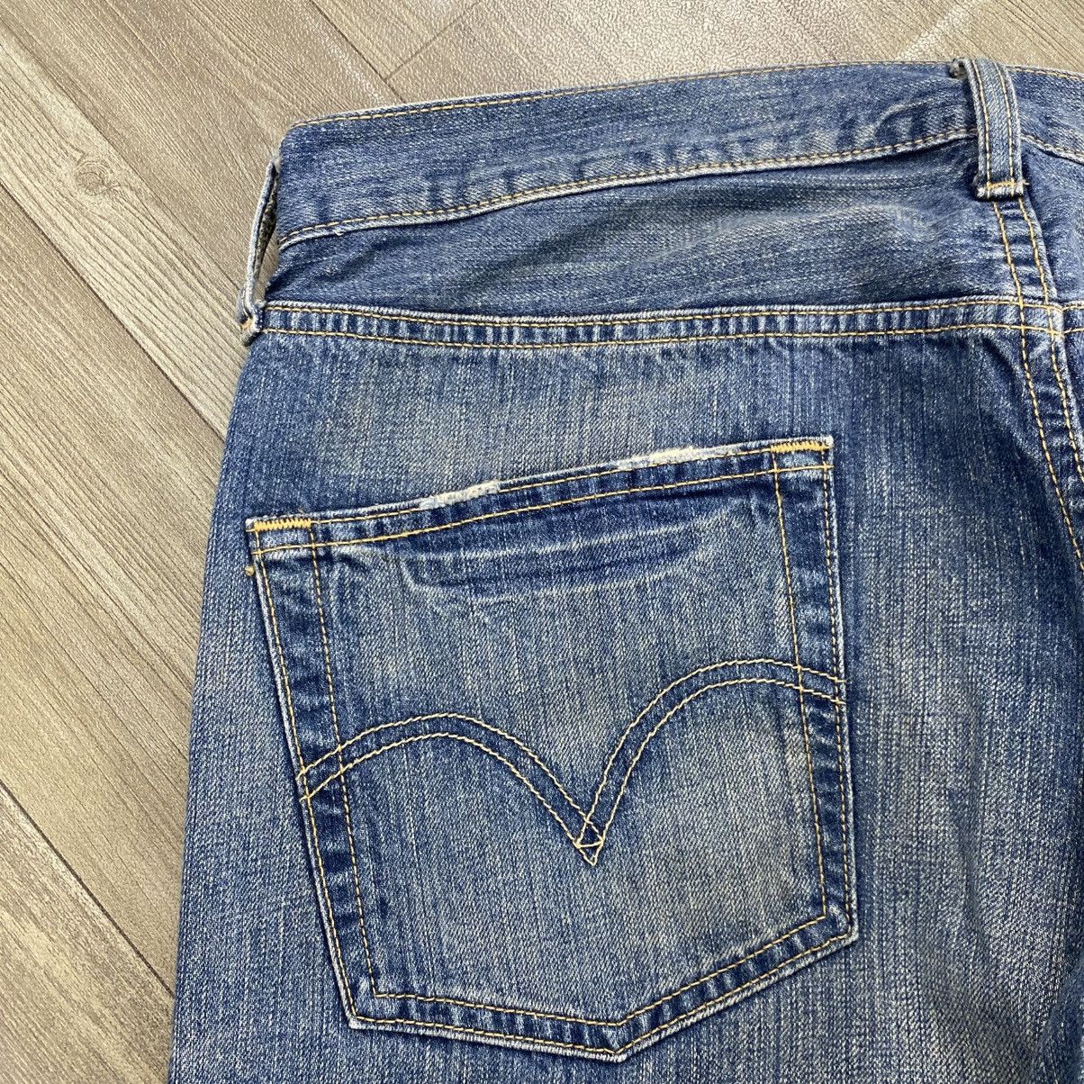 Levi's Vintage Clothing 1990s Vintage Levis 501 36x32 Distressed Faded Blue Jeans Size US 36 / EU 52 - 15 Thumbnail