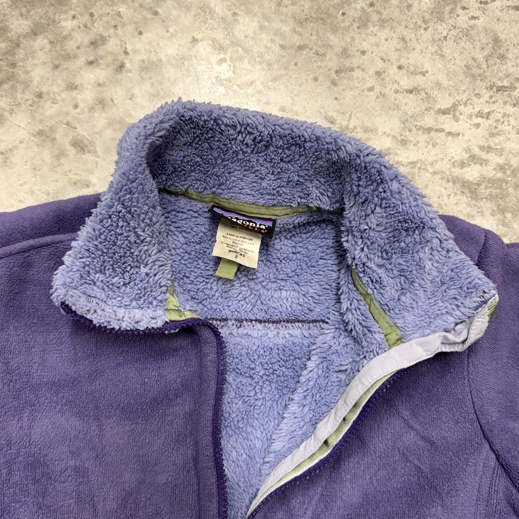 Patagonia Patagonia Jacket Womens Small Purple Fleece Full Zip Synchilla Cozy Warm 秋? Size S / US 4 / IT 40 - 2 Thumbnail
