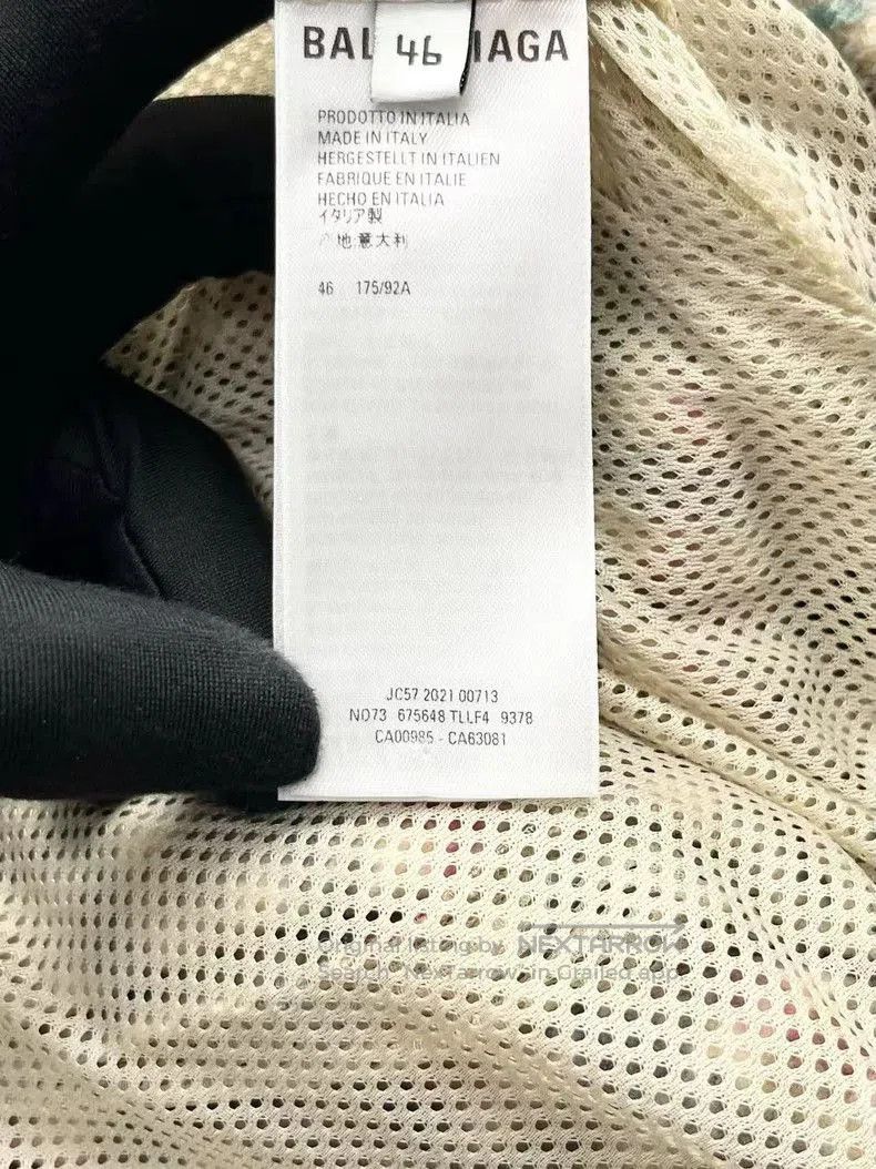 Balenciaga Balenciaga Checked Sherpa Zip Jacket. Size US S / EU 44-46 / 1 - 5 Thumbnail