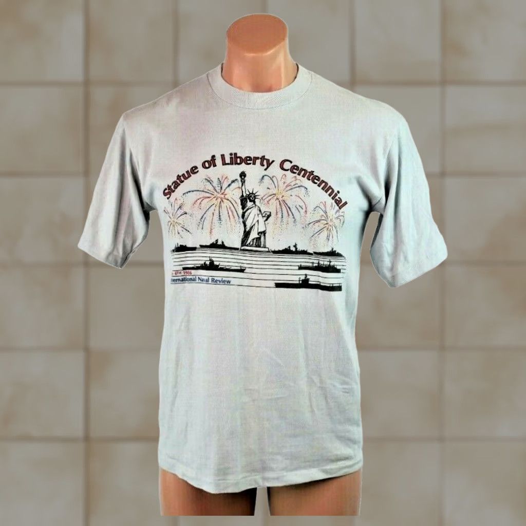 Vintage VTG 80s 1986 New York City Statue Of Liberty Centennial T Shirt Melba Sheen Gray Cotton Unisex L Short Sleeve Graphic Tee Size US L / EU 52-54 / 3 - 1 Thumbnail