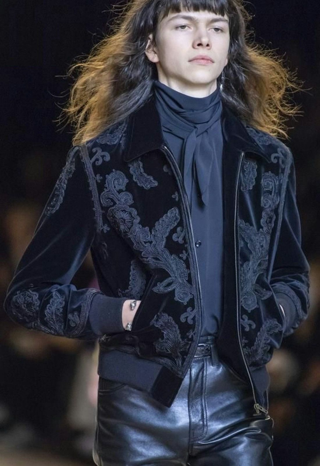 Celine × Hedi Slimane FW20 embroidered velvet teddy Size US M / EU 48-50 / 2 - 1 Thumbnail