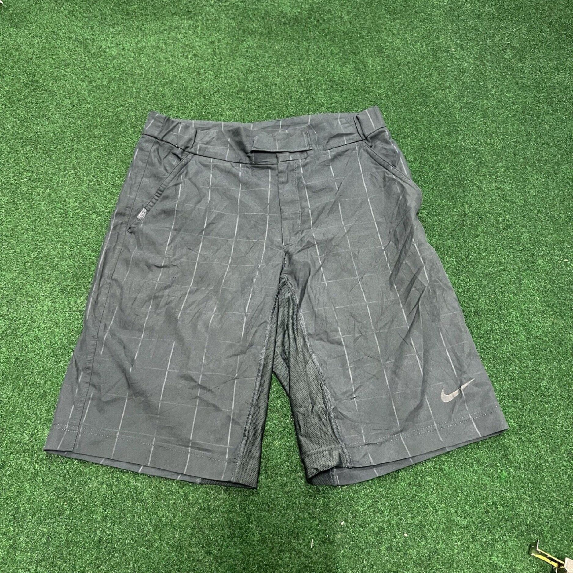 Nike Nike Men's Shorts Black Plaid S 30-32"W Outdoors Walking Summer Golf Size US 29 - 1 Thumbnail
