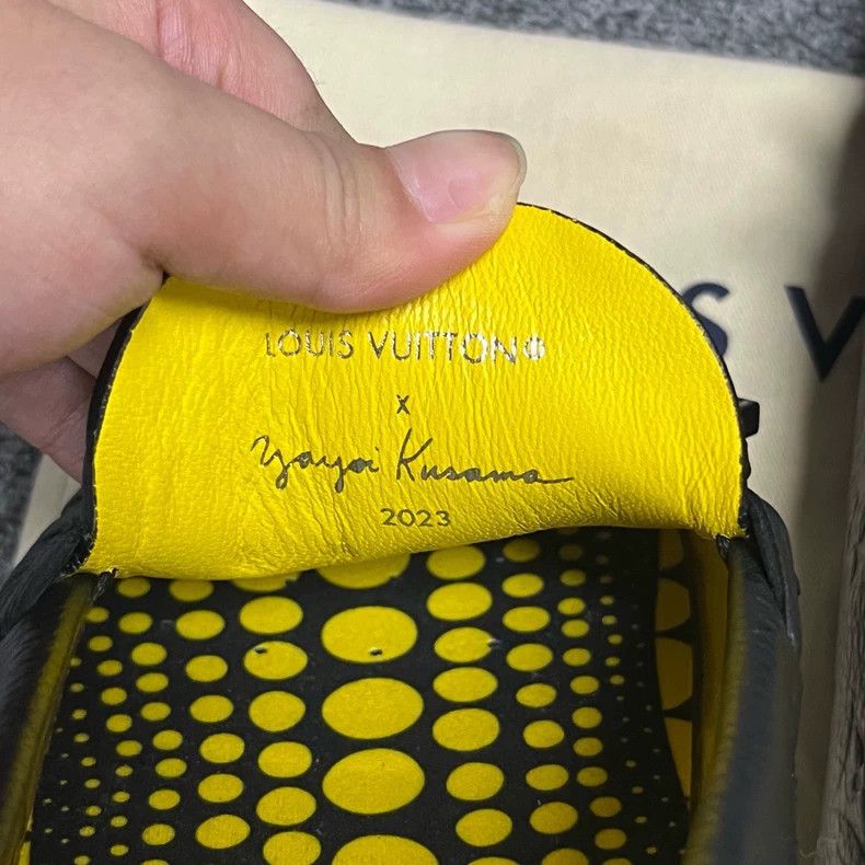 Louis Vuitton Louis Vuitton Black and yellow leather lace-up fashion moc Size US 6 / EU 39 - 4 Thumbnail