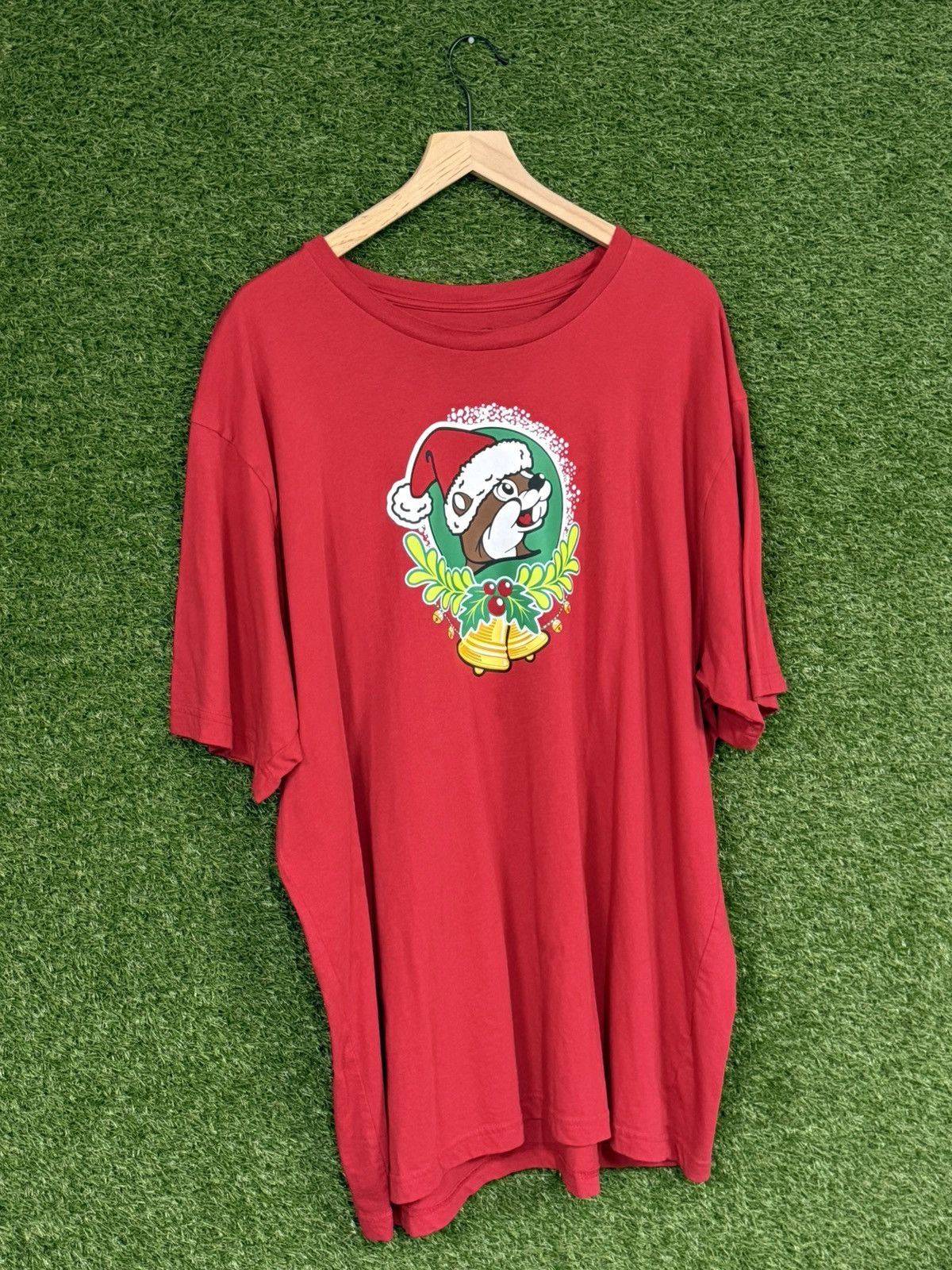 Vintage Buc-ee's Jingle Bells Christmas XMas Red Beaver Logo Tee 3XL Size US XXL / EU 58 / 5 - 3 Thumbnail