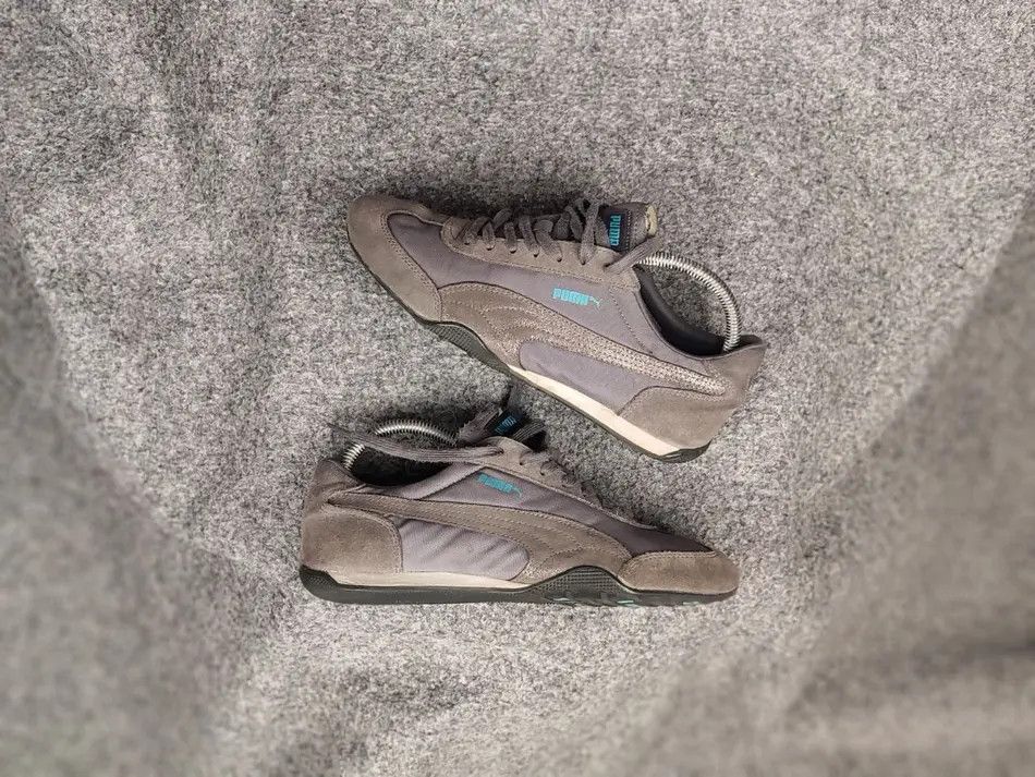 Y2K Style Vintage Puma Combined Fabric Color Sneakers Shoes in Grey, Women's (Size 8.5)