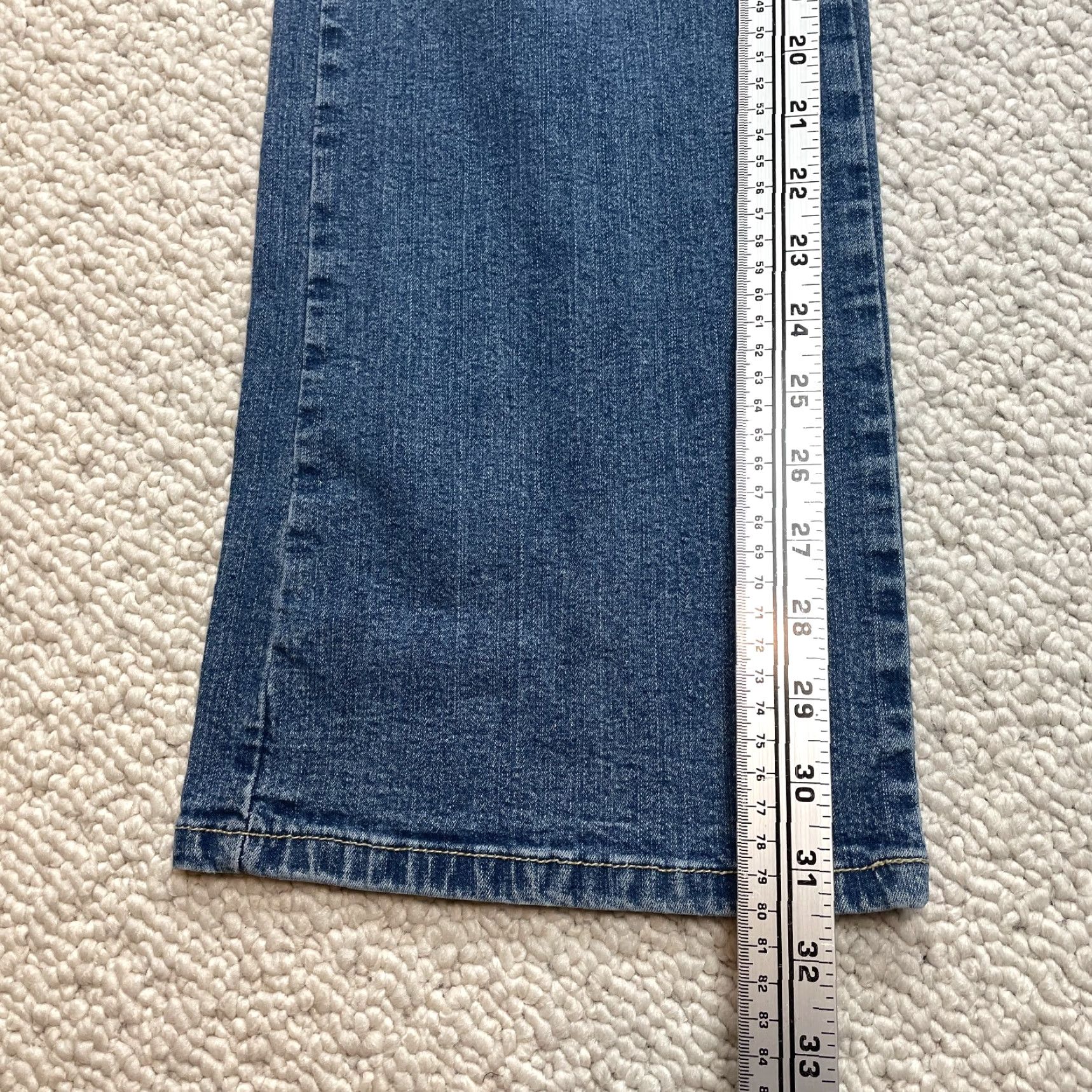 Vintage St. John's Bay Jeans Womens 12 Blue Denim Bootcut Medium Wash Mid Rise 32x31.5 Size 34" / US 12 / IT 48 - 3 Thumbnail