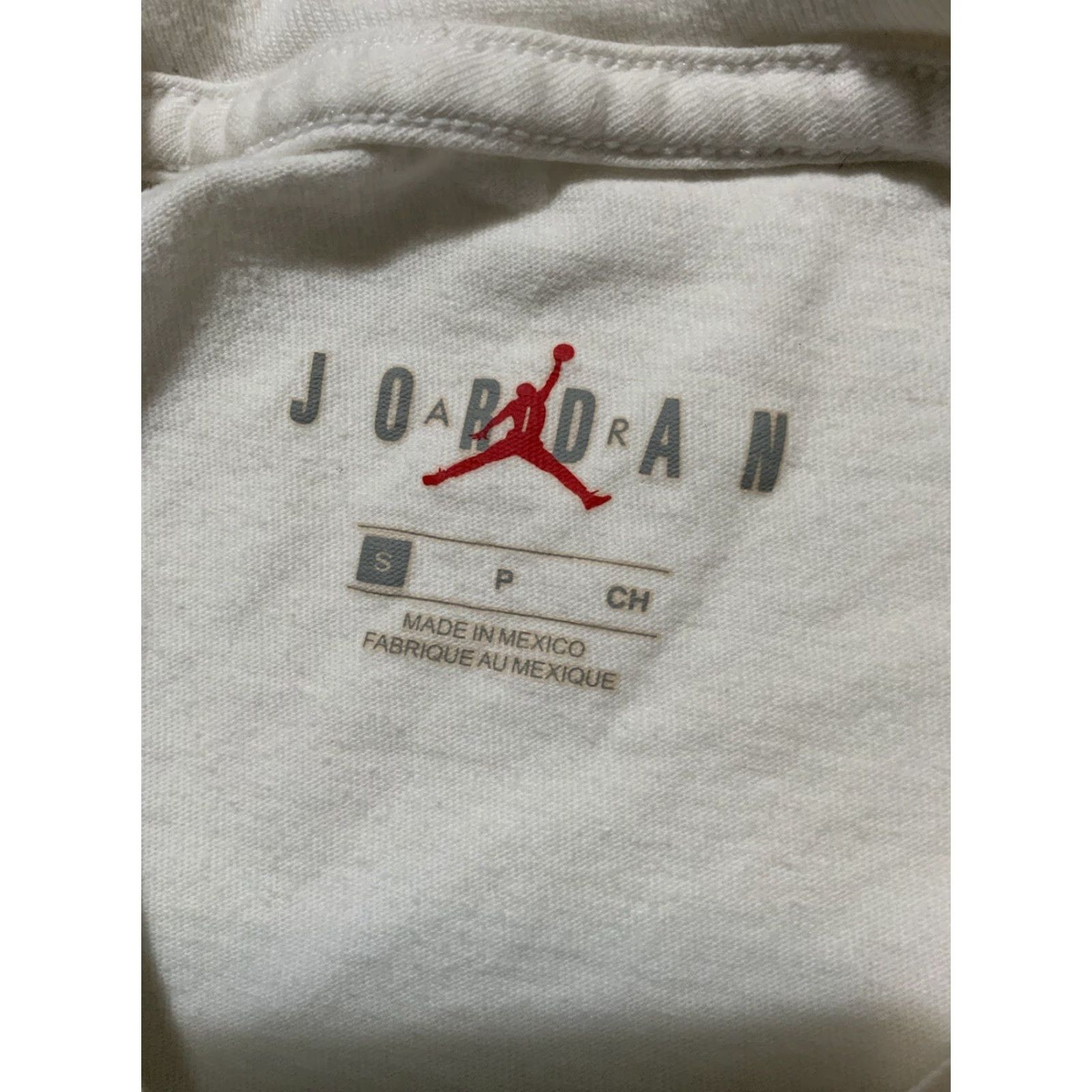 Jordan Brand VINTAGE Air Jordan Nike Retro Graphic Michael MJ 23 Swoosh Jumpman S/S T-Shirt Sz. S Mens White 40 Chest 28 Length Size US S / EU 44-46 / 1 - 5 Thumbnail