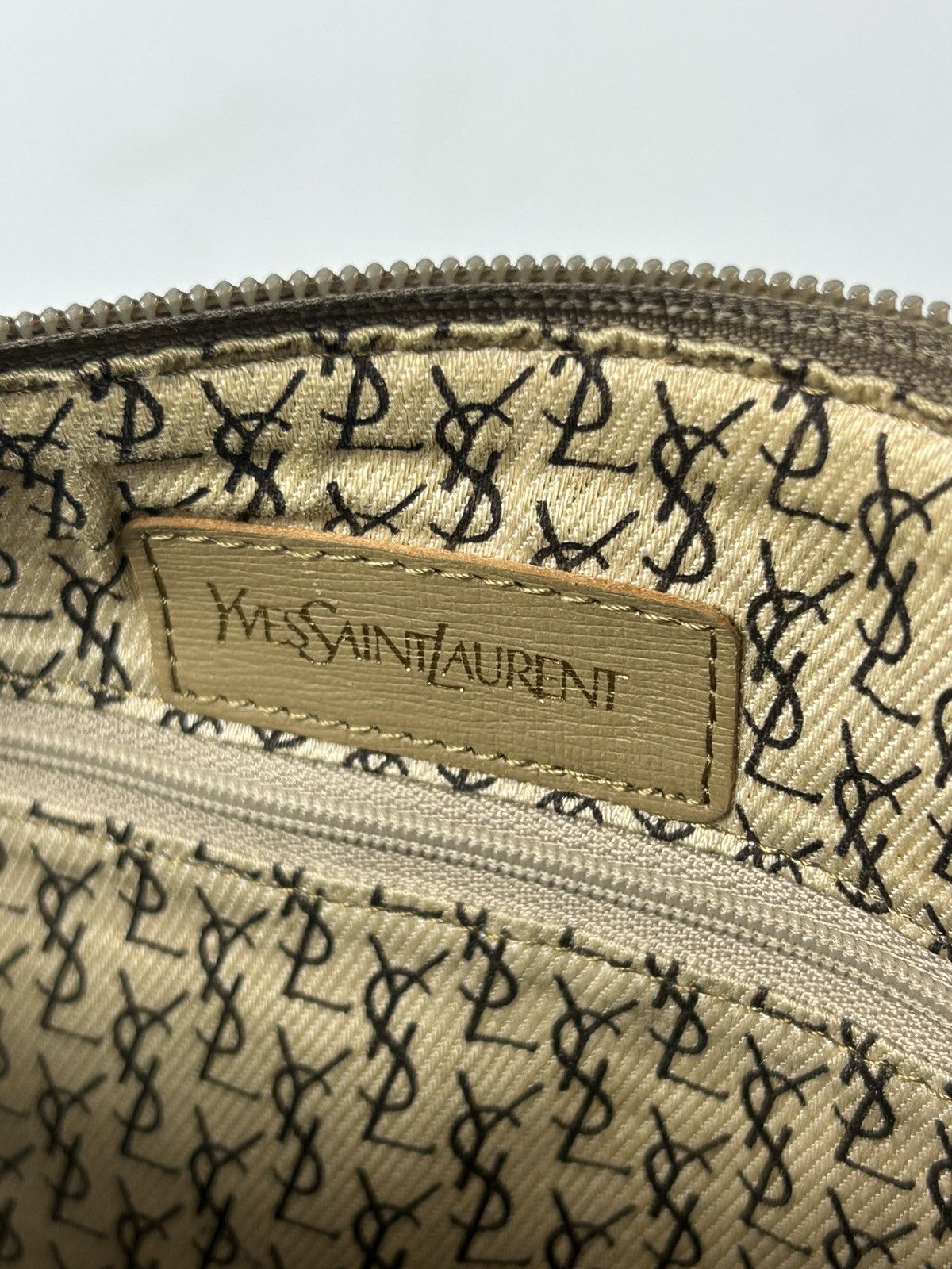 Yves Saint Laurent Yves Saint Laurent Camo Boston Bag Size ONE SIZE - 6 Thumbnail