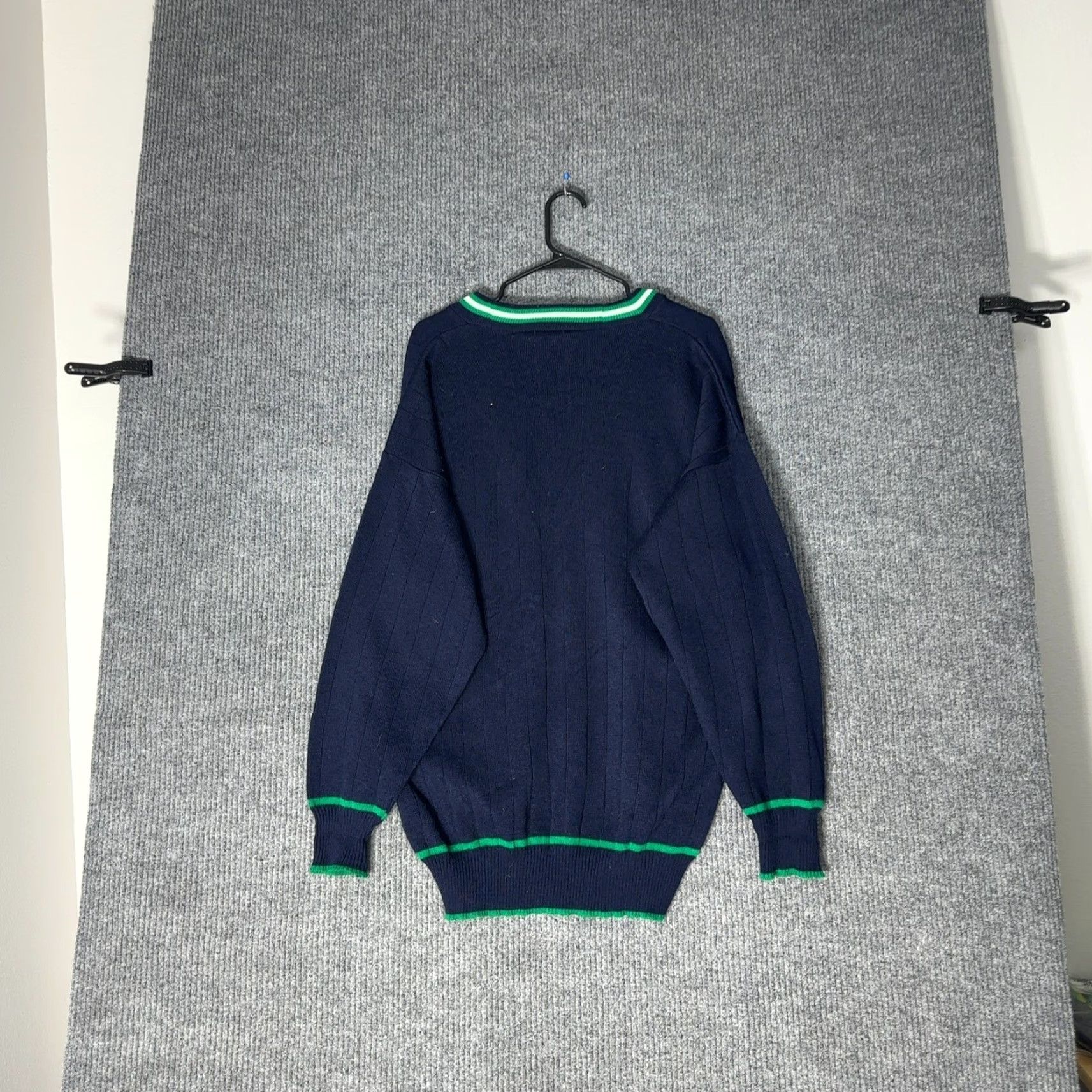 Vintage VINTAGE Traditional Craft Ireland Sweater Mens XL Navy Blue V-Neck Shamrock Knit Size US XL / EU 56 / 4 - 6 Thumbnail