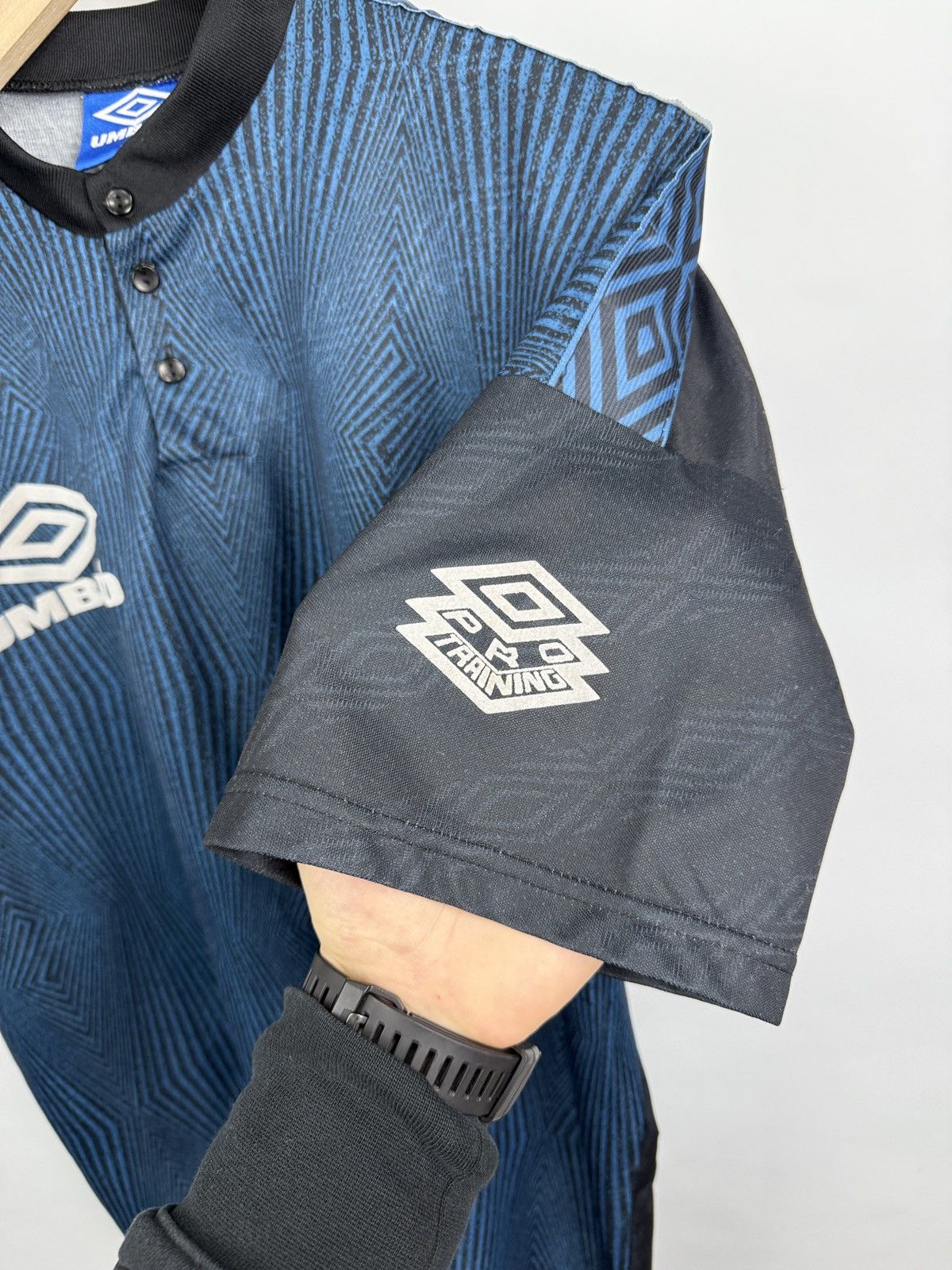 Umbro 🇬🇧 Vintage 90s Umbro Pro Training Soccer Jersey Football Rare Size US L / EU 52-54 / 3 - 6 Thumbnail