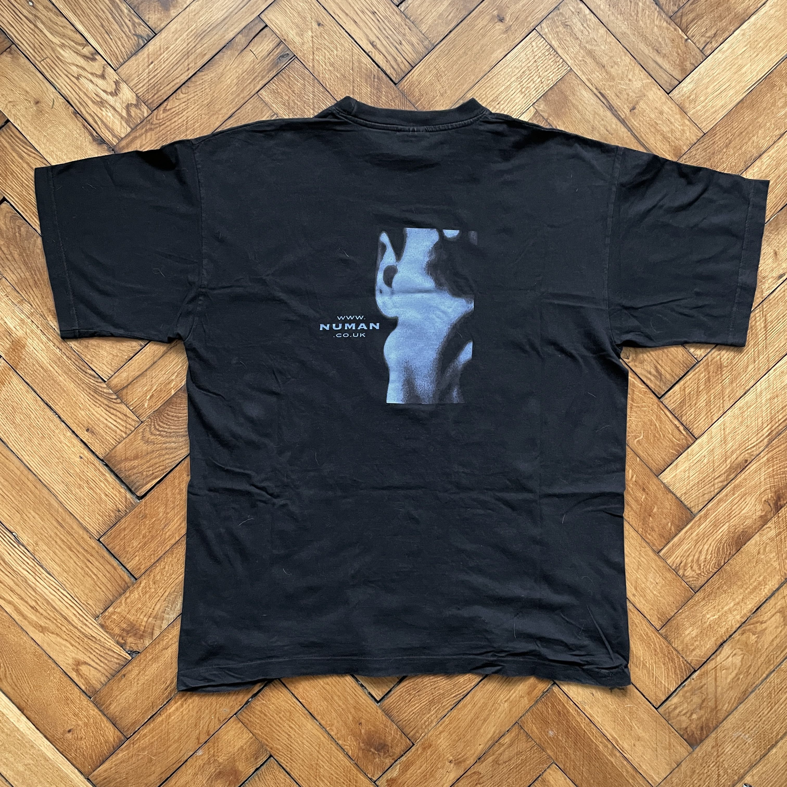 Vintage Vintage Gary Numan T-Shirt Synth Pop New Wave Electronic Size US L / EU 52-54 / 3 - 2 Thumbnail
