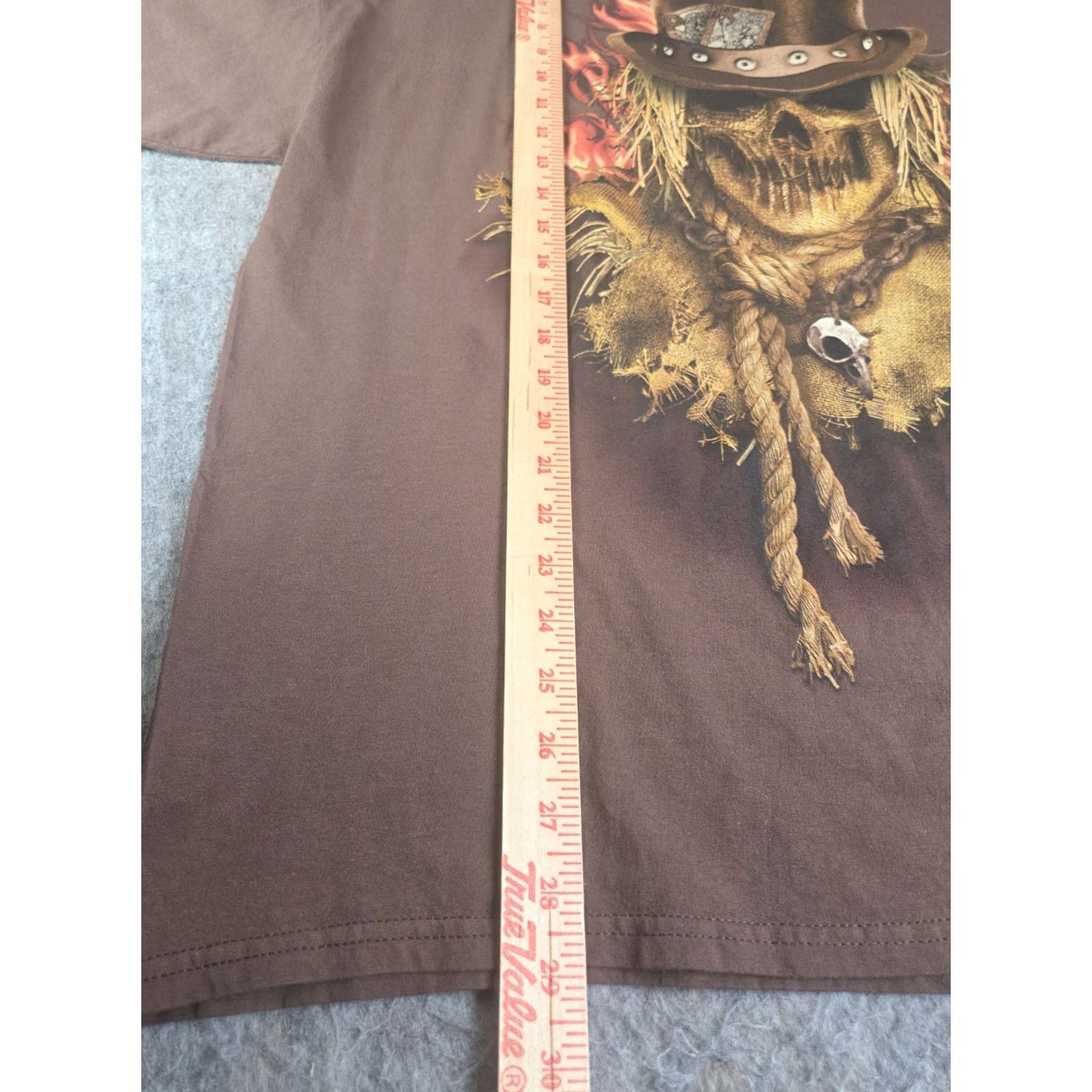 Vintage Halloween Scarecrow Skull T-Shirt Brown XL Crew Neck Short Sleeve Graphic Tee Men Distressed Poker Cards Size US XL / EU 56 / 4 - 6 Thumbnail