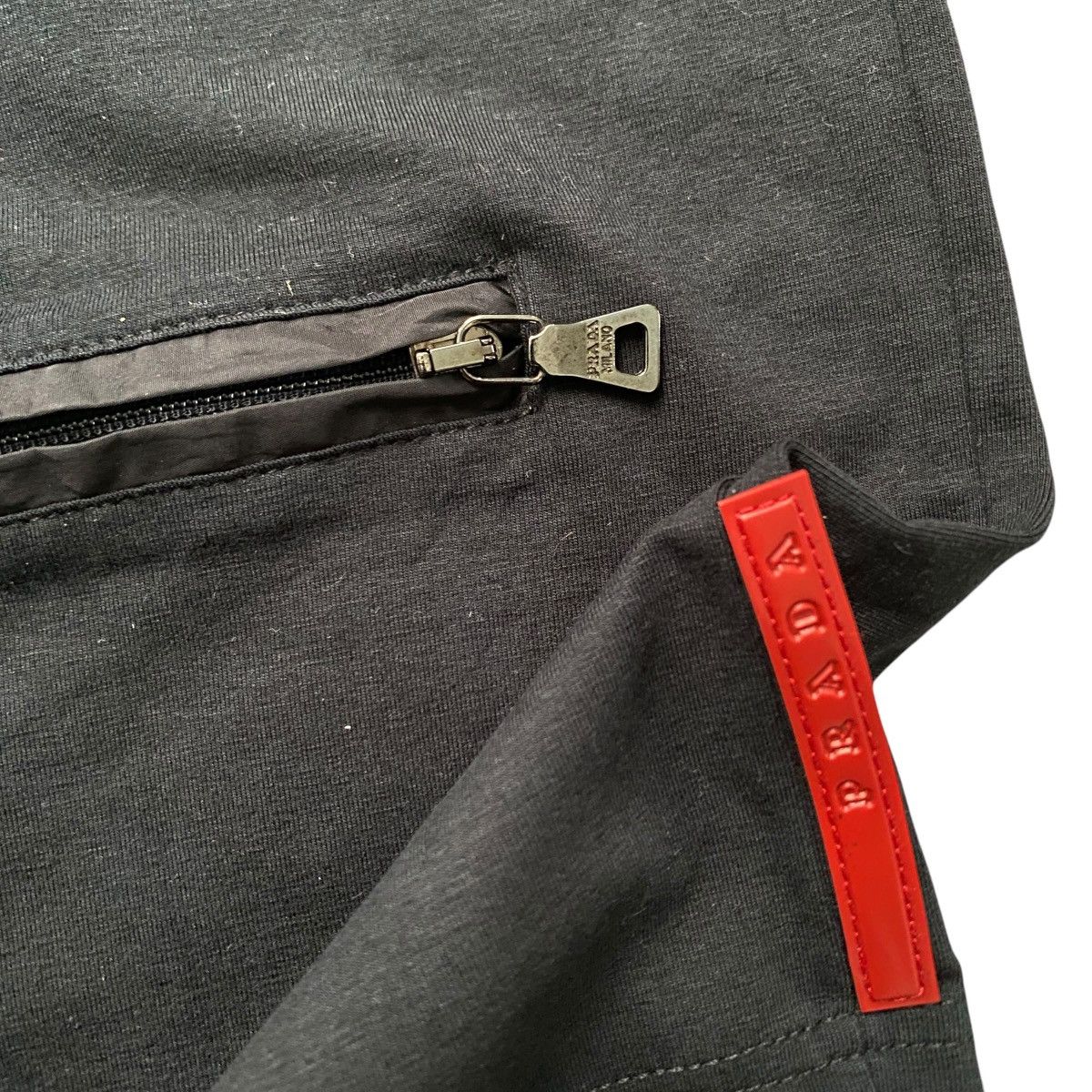 Prada Prada Black Pocket Tshirts Size S / US 4 / IT 40 - 5 Thumbnail