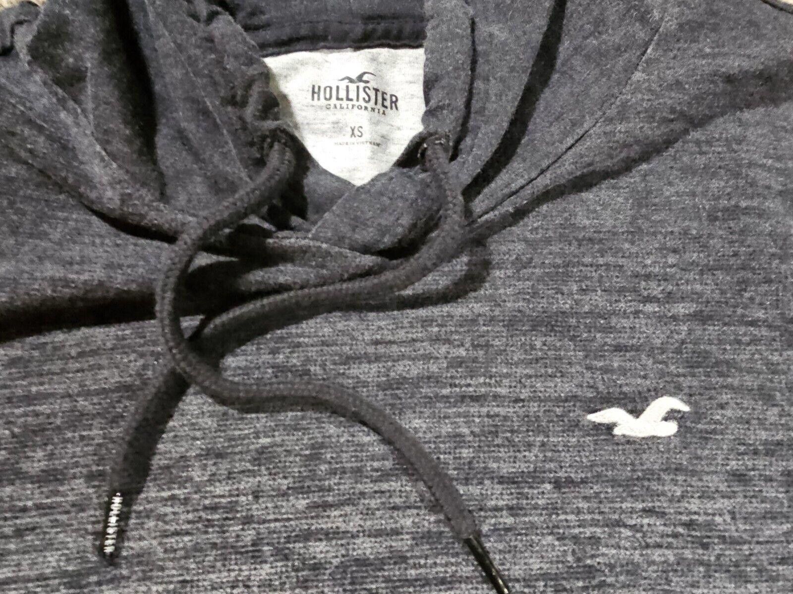 Designer Hollister Hoodie Mens XS Heather Gray Drawstring Hoodie Size US XS / EU 42 / 0 - 2 Thumbnail