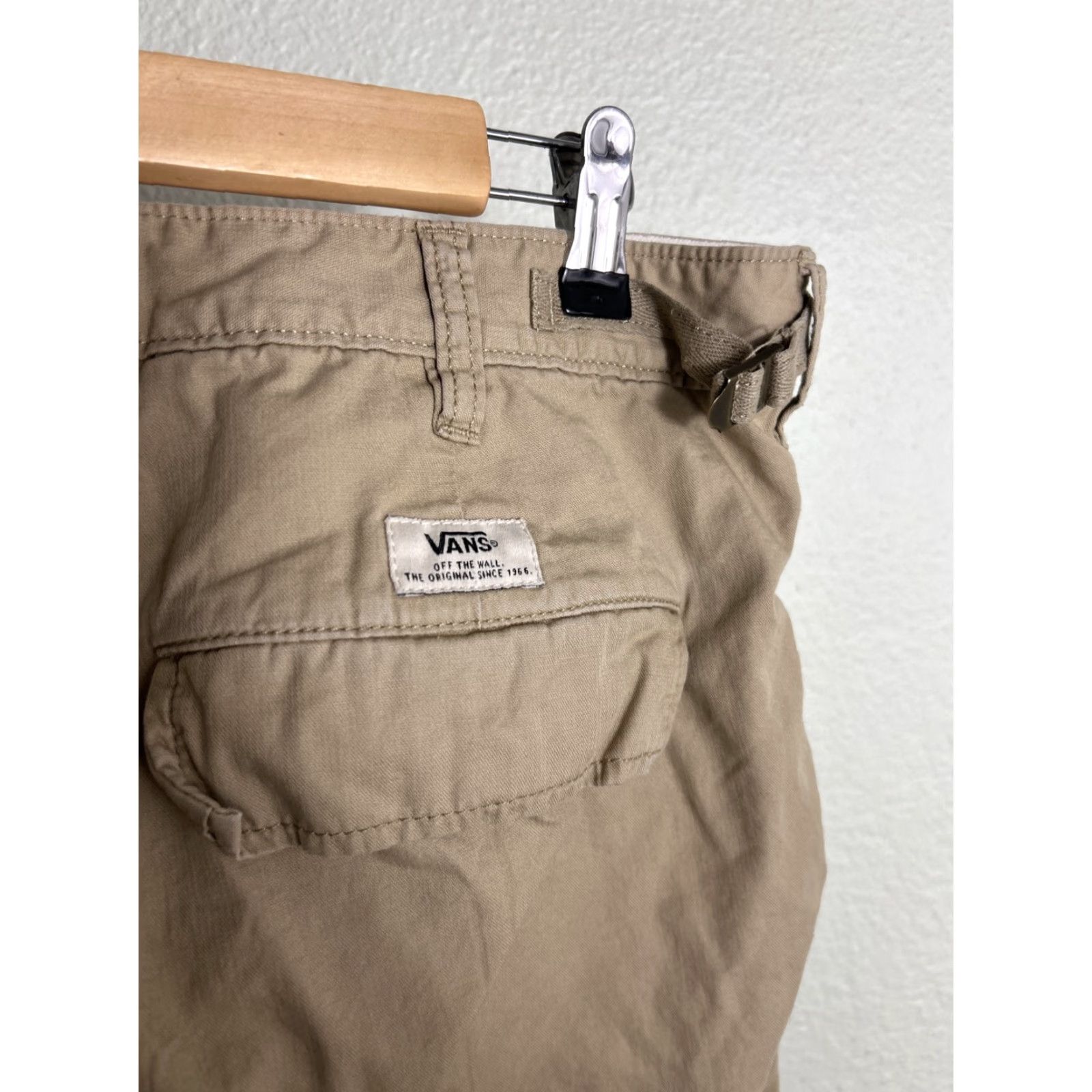 Vans Vans Cargo Shorts Mens 32 Beige Cotton Waist Fasteners Size US 32 / EU 48 - 7 Thumbnail