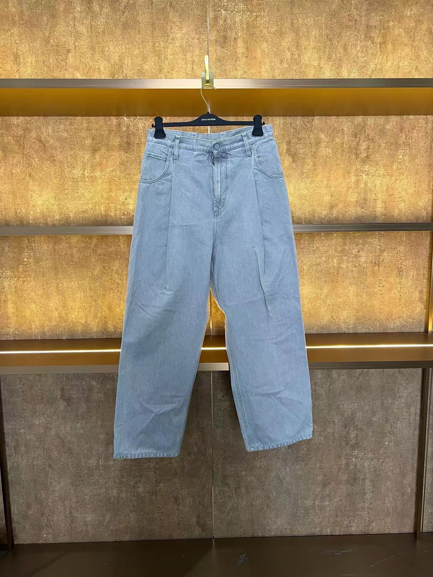 Louis Vuitton Louis Vuitton Cement Gray Baggy Jeans Size US 32 / EU 48 - 1 Thumbnail