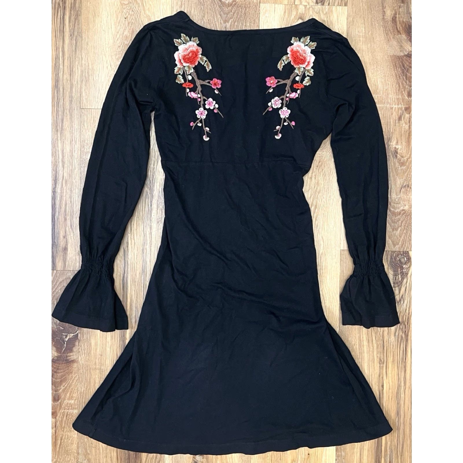 Johnny Was Johnny Was LA JWLA Black Embroidered Floral Midi Dress S Floral Pattern Bohemian Rocker A-Line Long Sleeve Embroidered Cuffs Womens Size S / US 4 / IT 40 - 4 Thumbnail