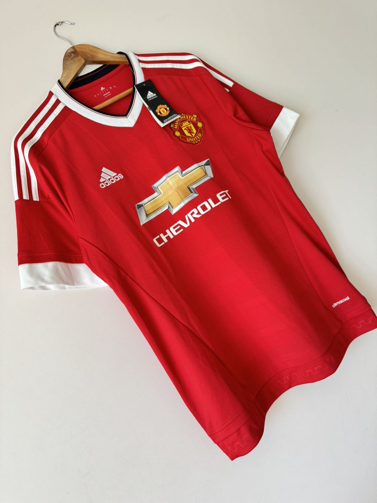 Adidas Manchester United 2015-2016 Home Soccer Jersey Adidas Shirt Size US L / EU 52-54 / 3 - 4 Thumbnail
