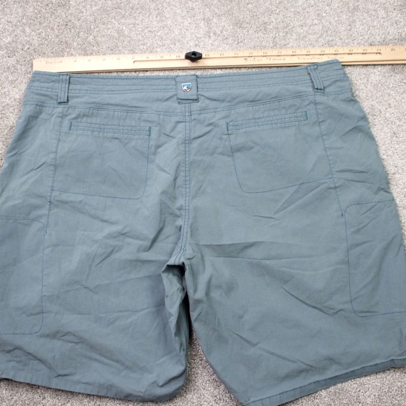 Vintage Kuhl Shorts Womens 22W Blue Stretch Spire 11" Zip Cargo Hiking Utility Outdoor Size 40" / US 18 - 6 Thumbnail