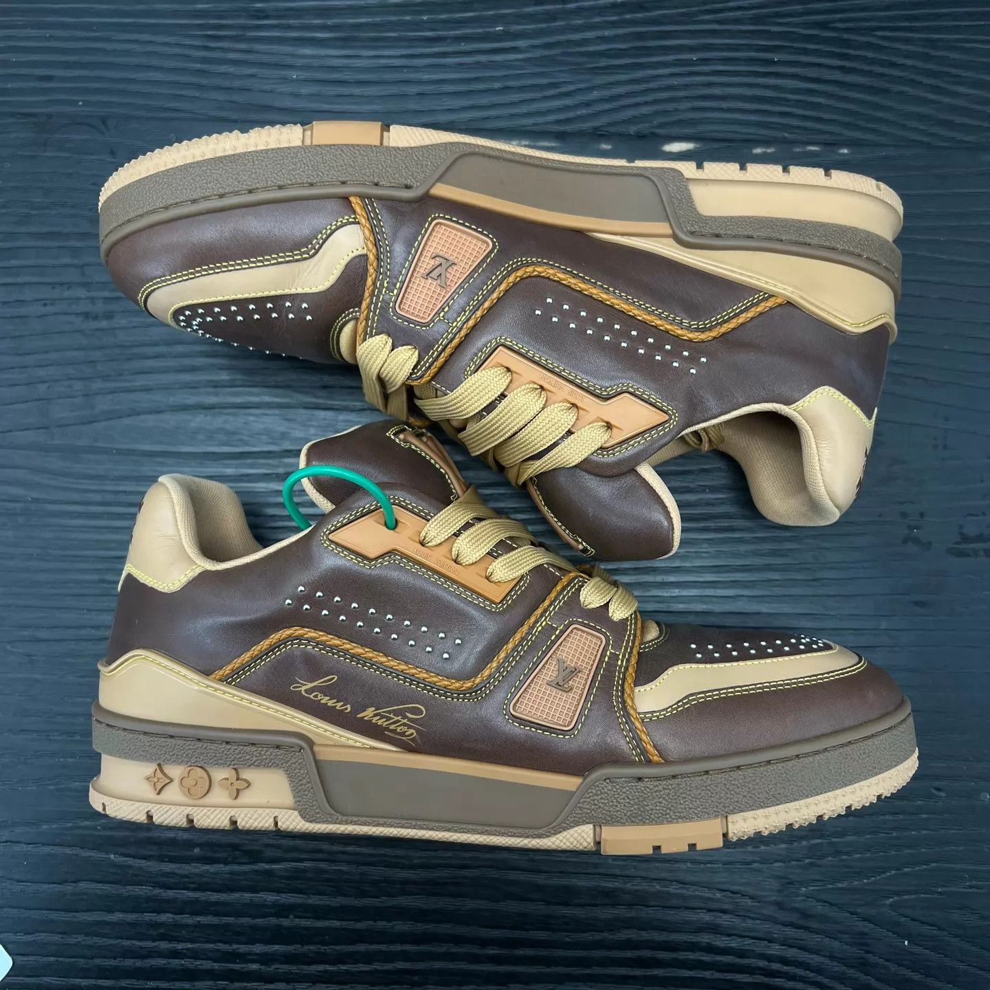 Louis Vuitton LV Brown Rivets Trainer US7(41) Like New Worn Once Size US 8 / EU 41 - 7 Thumbnail