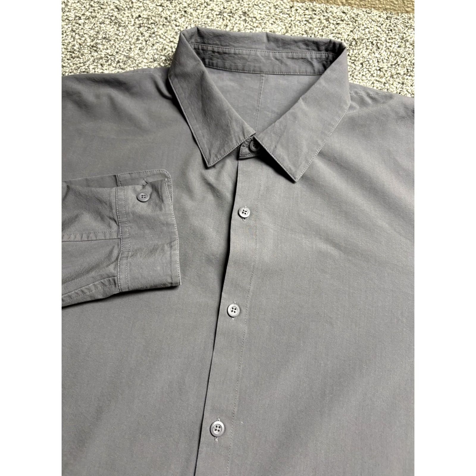 Lululemon Lululemon Shirt Mens Large Gray Commission Collared Button Up Long Sleeve Size US L / EU 52-54 / 3 - 2 Thumbnail
