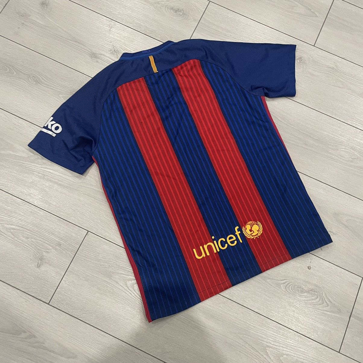 Nike Nike Barcelona Qatar 2016 Barsa Barca jersey shirt Unicef te Size US L / EU 52-54 / 3 - 2 Thumbnail