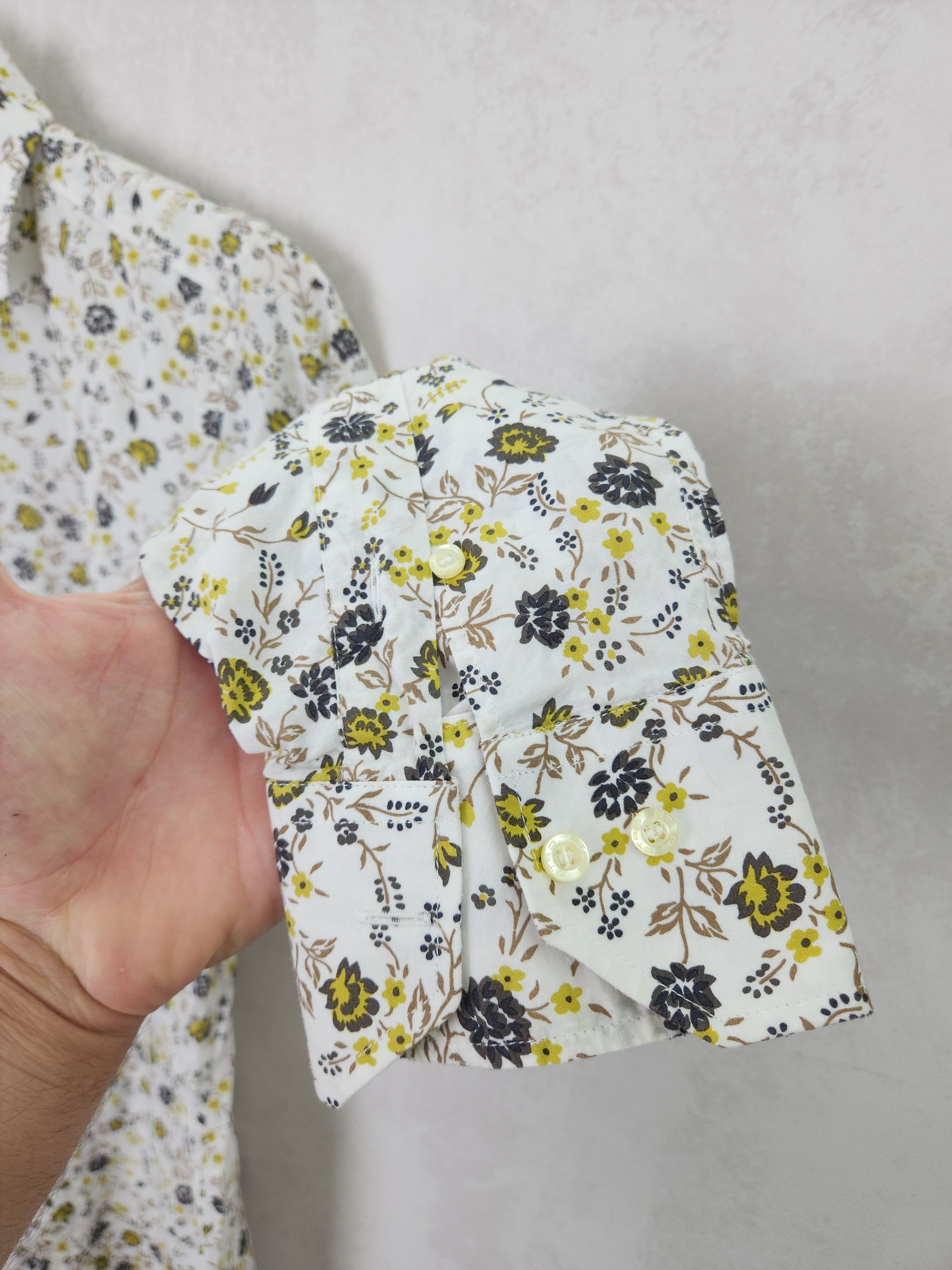 Etro Etro flowers floral button ups shirt size 40 Size US M / EU 48-50 / 2 - 6 Thumbnail