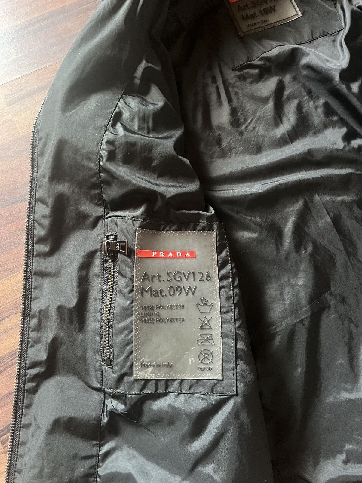 Prada Prada nylon biker jacket ss06 Size US M / EU 48-50 / 2 - 15 Thumbnail
