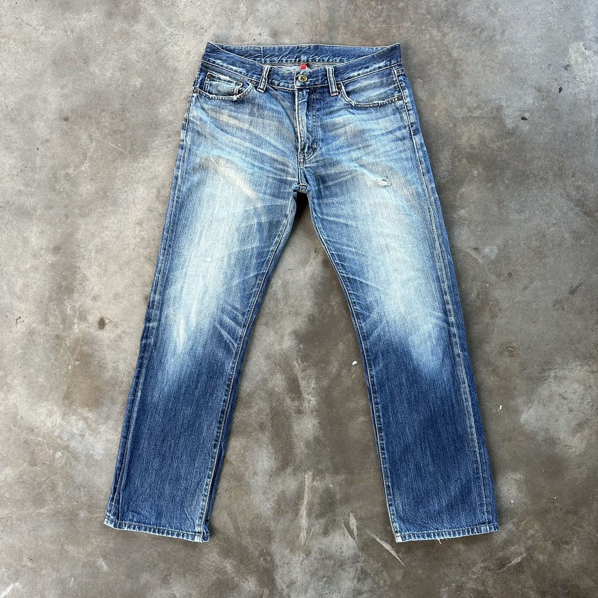 Japanese Brand Vintage Japanese Distressed Faded Jean Denim Pant W34 Size US 34 / EU 50 - 1 Thumbnail