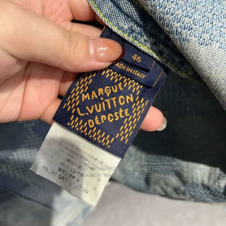 Louis Vuitton Louis Vuitton Blue plaid full-print round neck single-brea Size US S / EU 44-46 / 1 - 3 Thumbnail