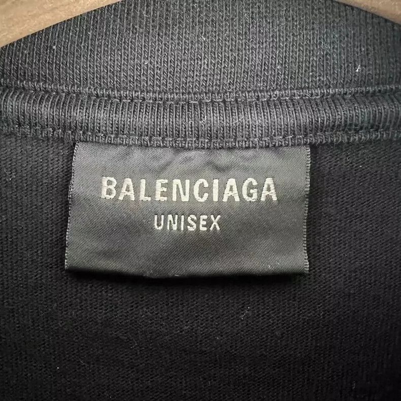 Balenciaga Balenciaga Black Gothic Flame Letter Logo Short Sleeve T-S Size US S / EU 44-46 / 1 - 5 Thumbnail