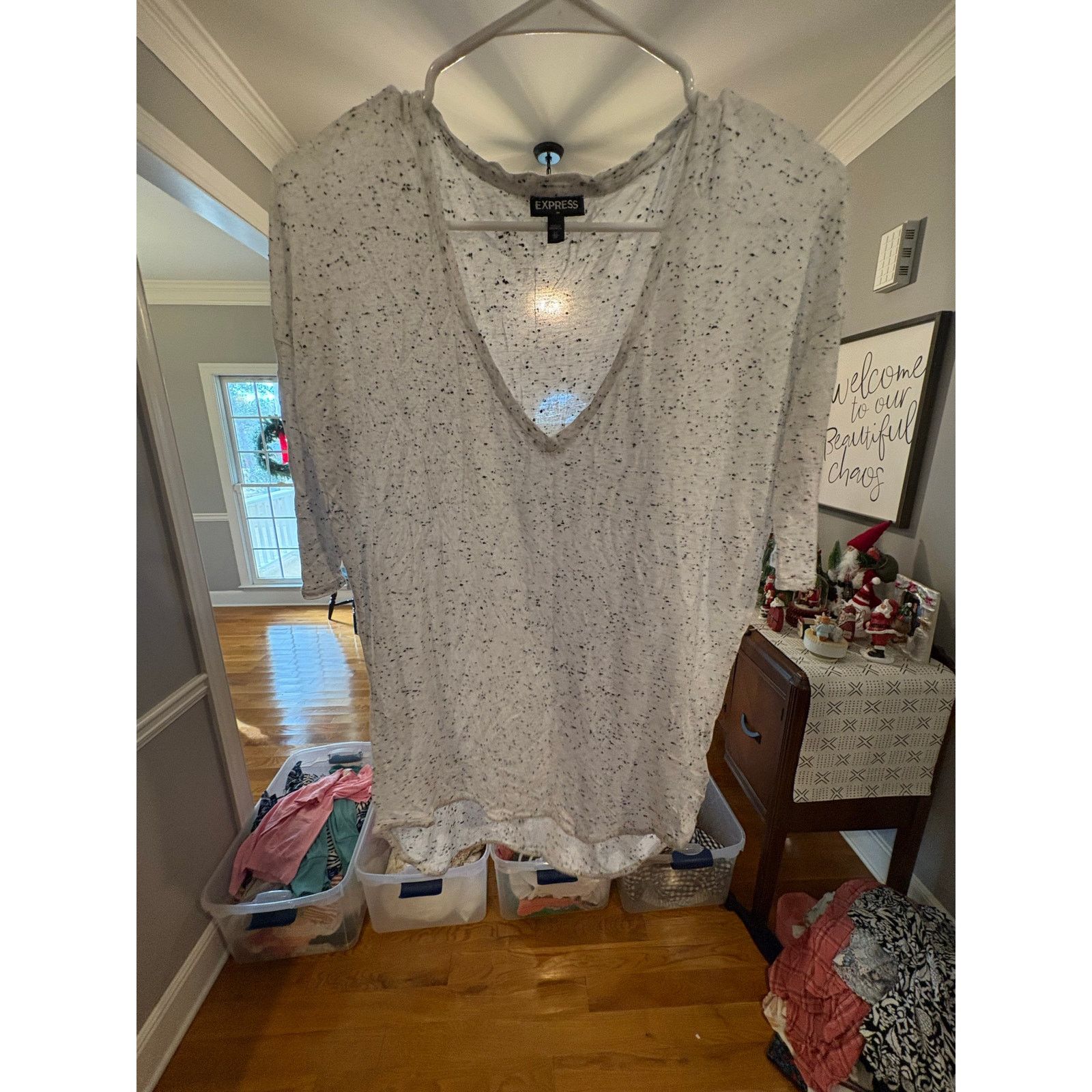 Express Express XS White Speckled V-Neck Long Sleeve Tee Lightweight Size XS / US 0-2 / IT 36-38 - 3 Thumbnail