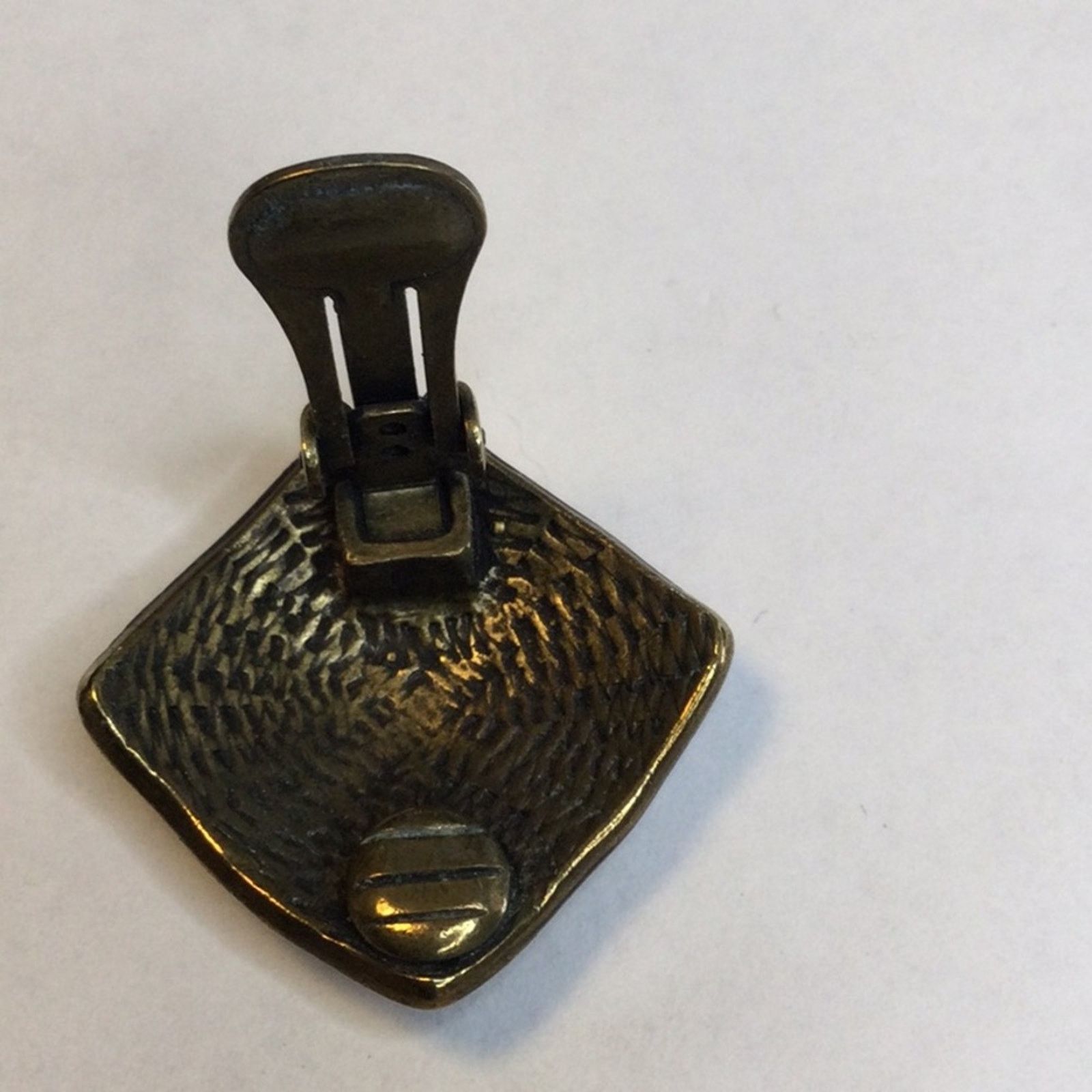 Other Vintage Modernist Bronze Tribal Aztec Design ClipOn Earrings Size ONE SIZE - 11 Thumbnail