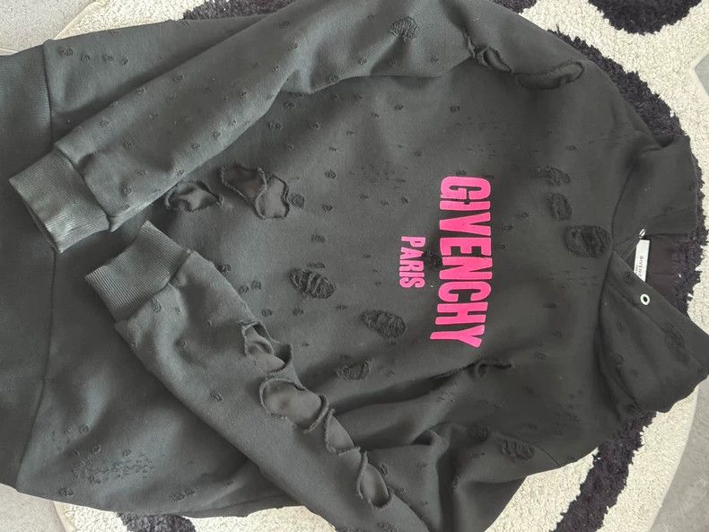 Givenchy Givenchy Ripped Logo Hoodie Sweatshirt Suitable for Around Size US L / EU 52-54 / 3 - 1 Thumbnail