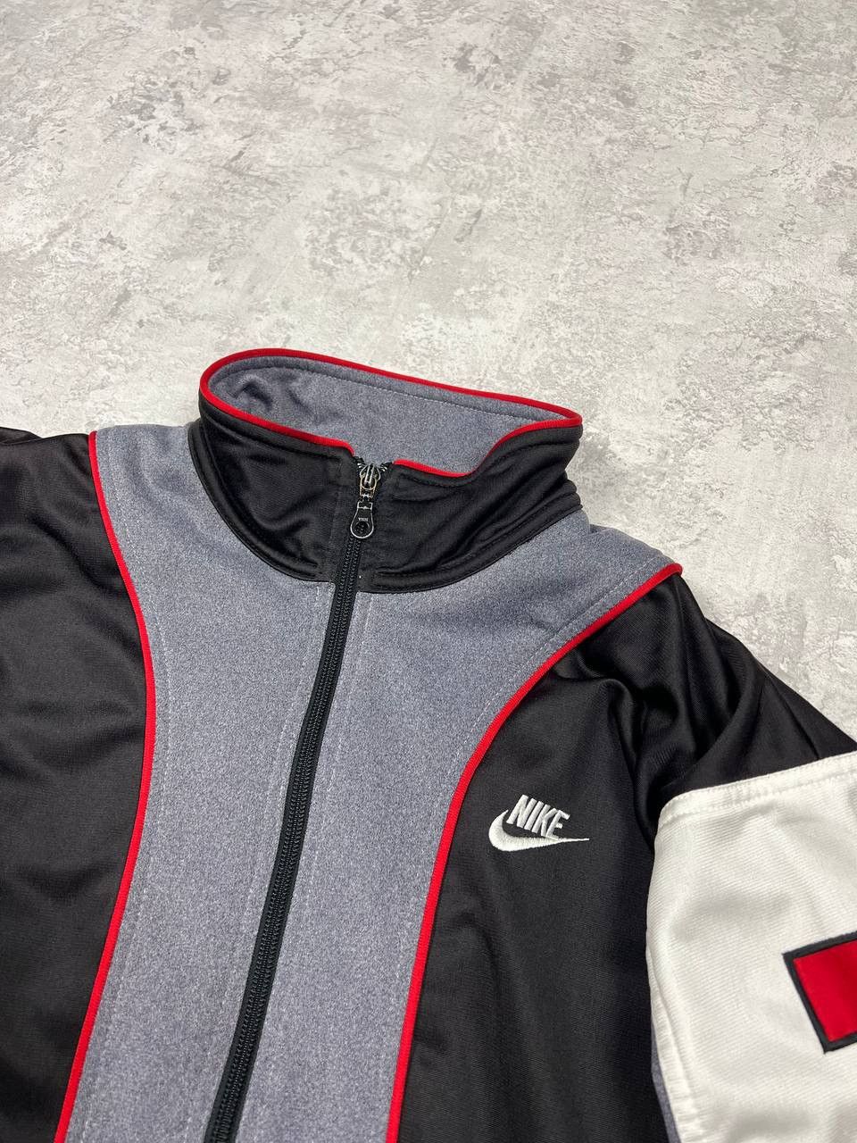 Nike Vintage Nike Track Jacket Big Logo Size US M / EU 48-50 / 2 - 4 Thumbnail