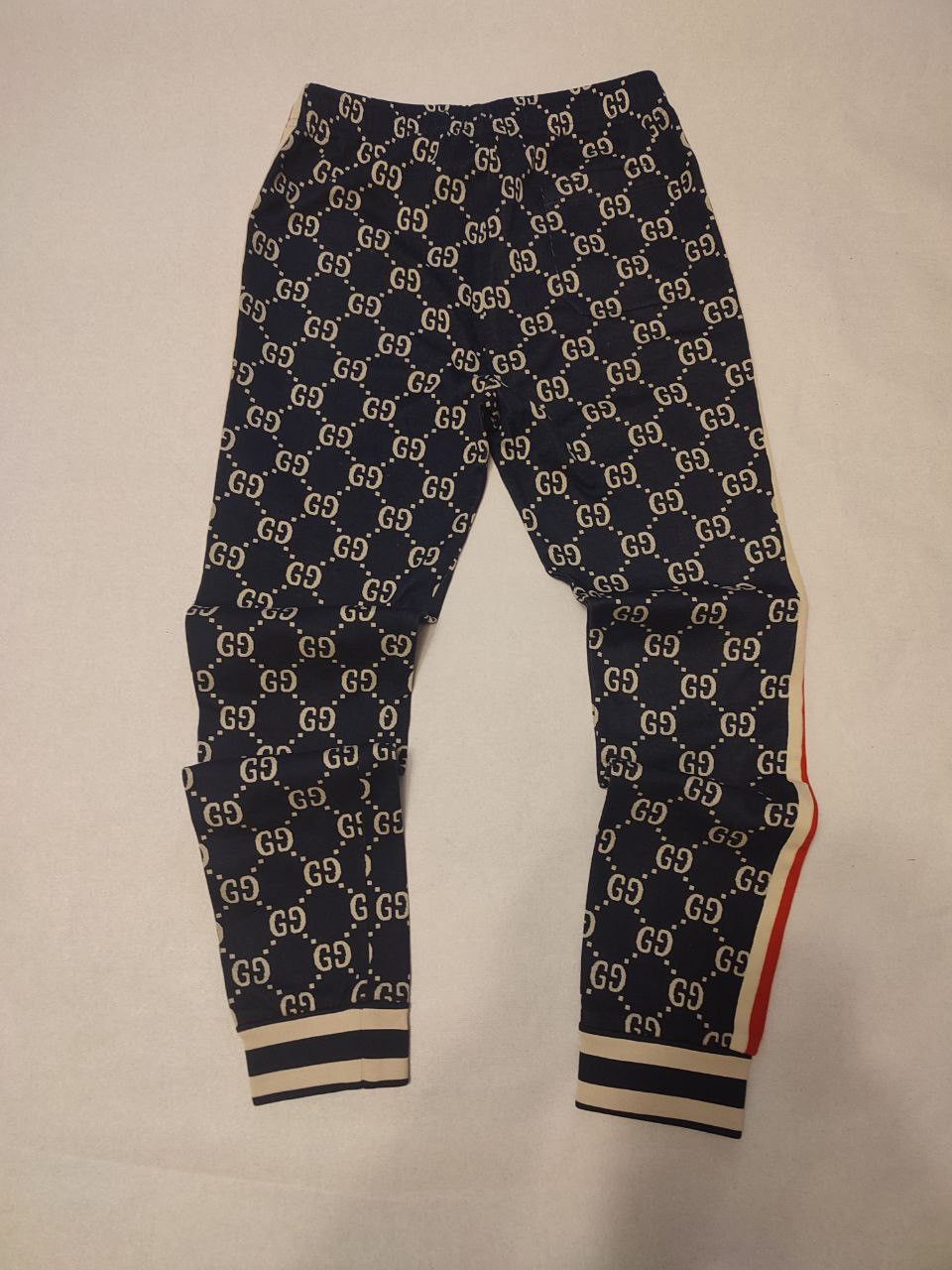 Gucci gucci monogram sweatpants Size US 27 - 2 Thumbnail