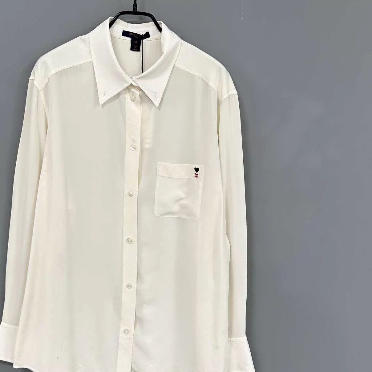 Louis Vuitton LV Heart Embroidery Logo Shirt 38 95New Size S / US 4 / IT 40 - 2 Thumbnail
