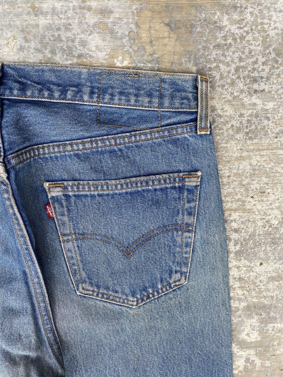 Levi's Vintage 90’s Levi's 501 X Lovers Rock Distressed Denim Size US 34 / EU 50 - 7 Thumbnail