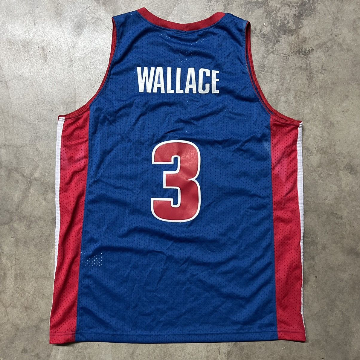 NBA × Vintage Vintage NBA Detroit Pistons Ben Wallace #3 Nike Jersey Size US XL / EU 56 / 4 - 2 Thumbnail