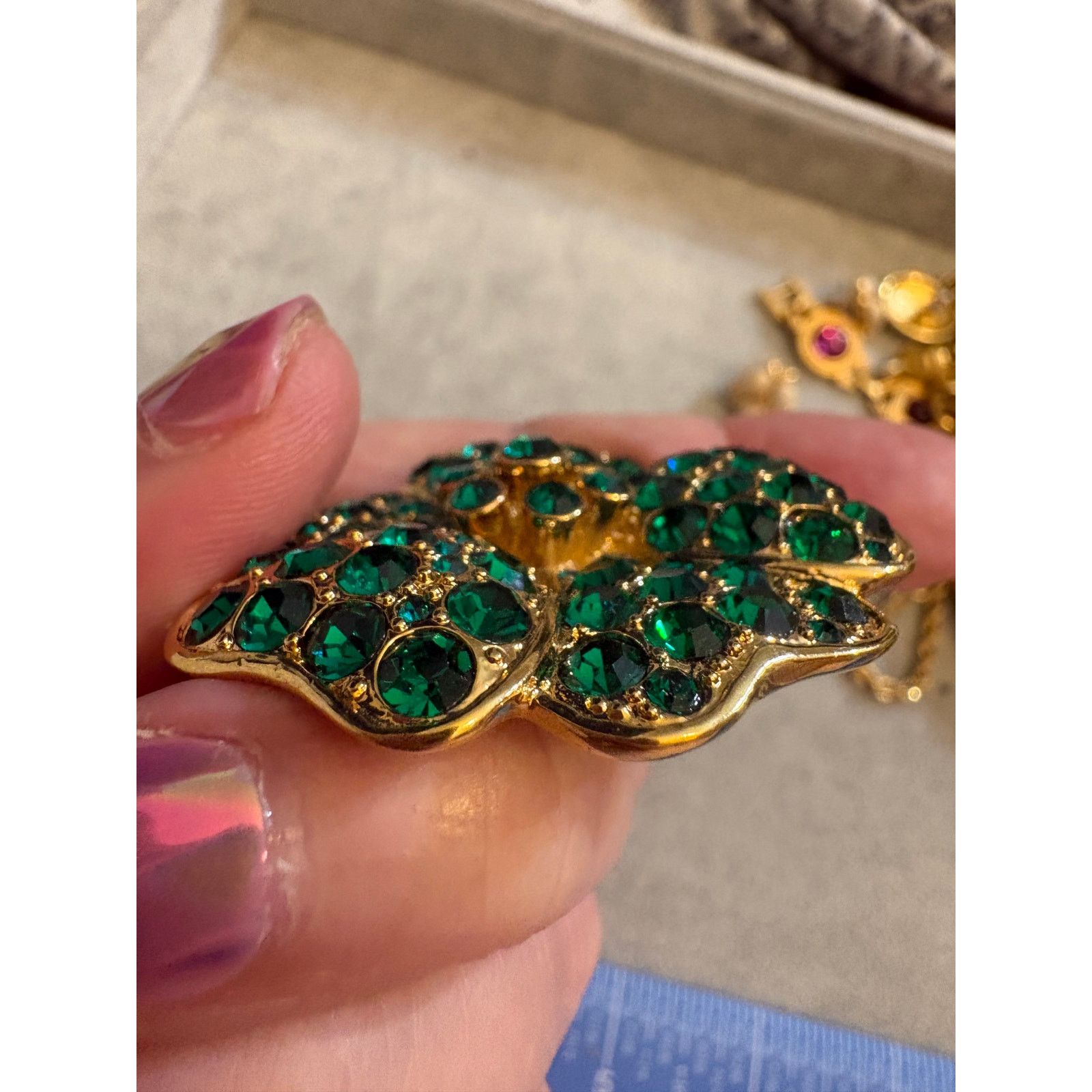 Monet Vintage Monet Emerald Green Rhinestone Floral Brooch Size ONE SIZE - 12 Thumbnail